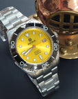 Deep Blue PRO DIVER 200 YELLOW DIAL 42.5MM AUTOMATIC BRACELET DIVE WATCH