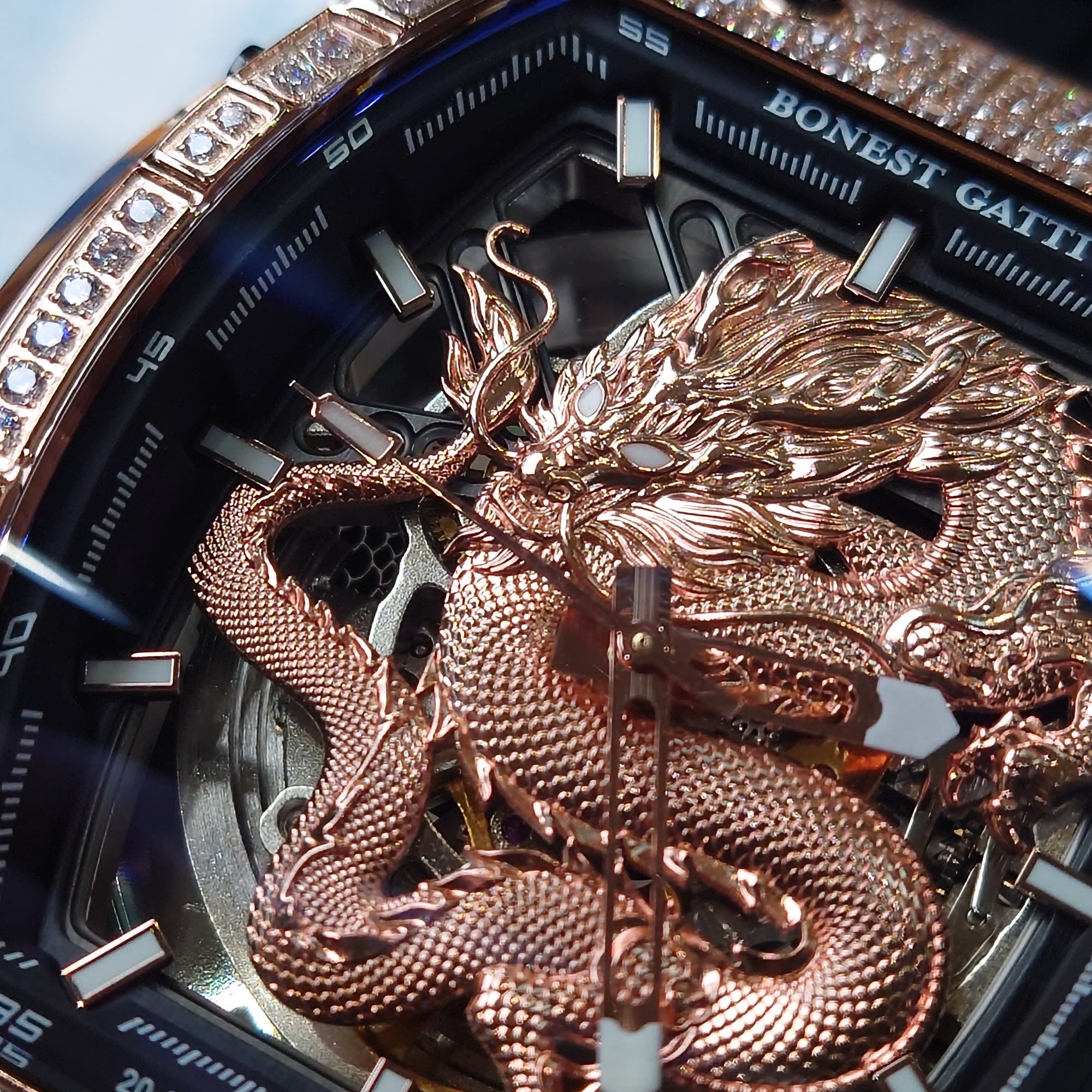 Bonest Gatti 現貨發售龍雕刻水晶自動錶 金色 BG5605-A2 膠帶