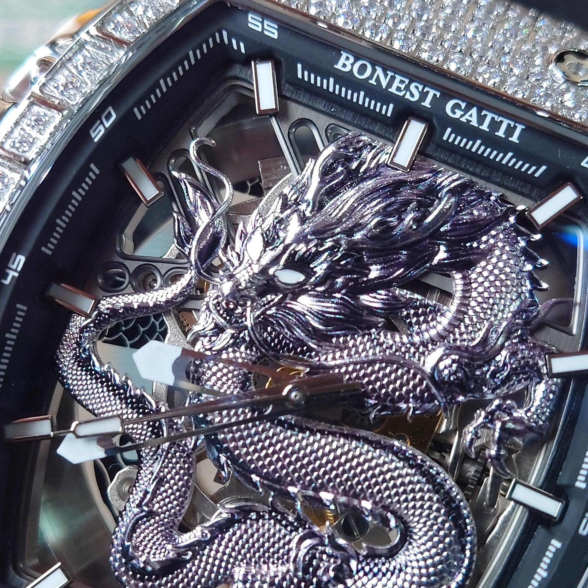 Bonest Gatti 現貨發售龍雕刻水晶自動錶 銀色 BG5605-A1 膠帶