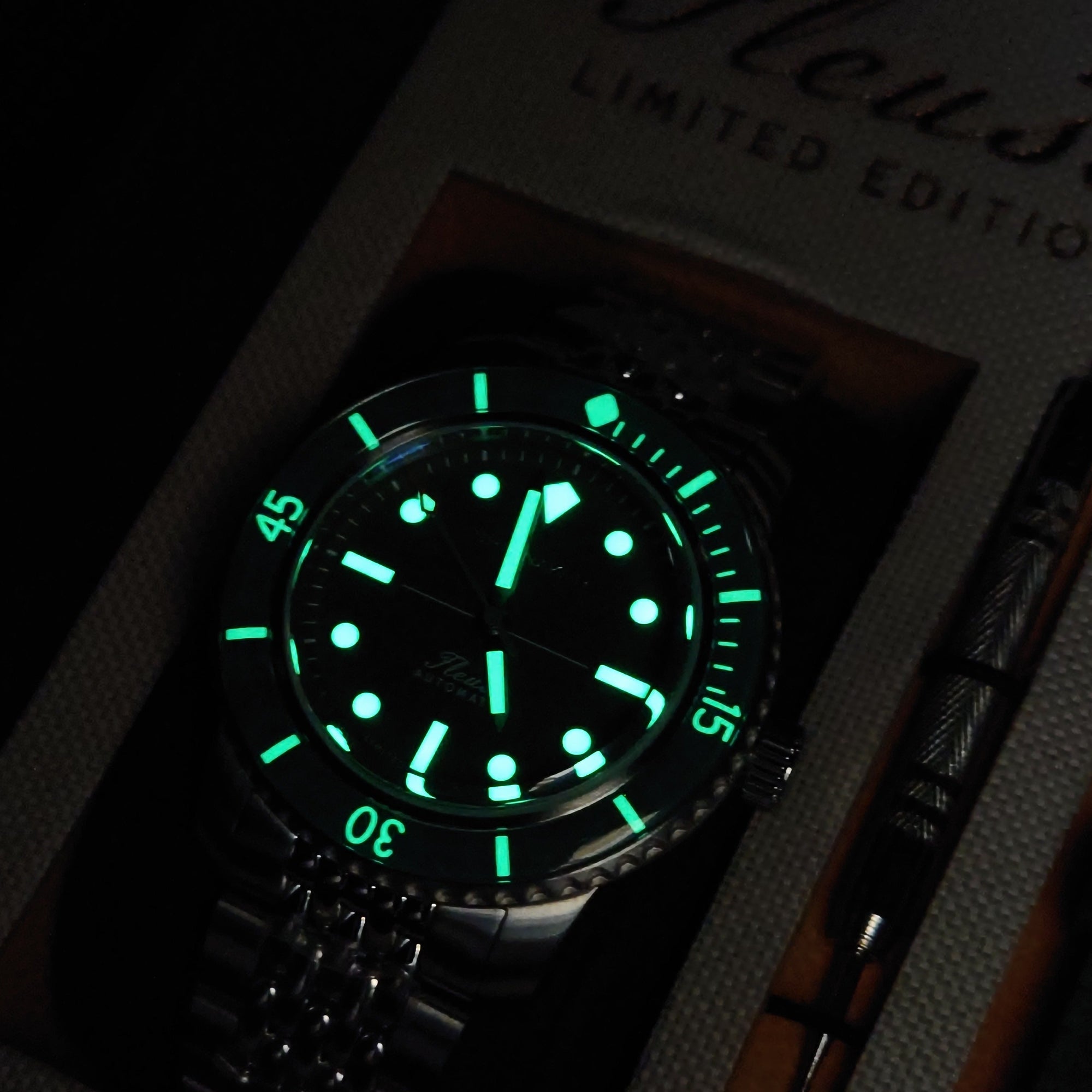Spinnaker Fleuss 40 潛水自動錶限量版套裝 SP-5133-44