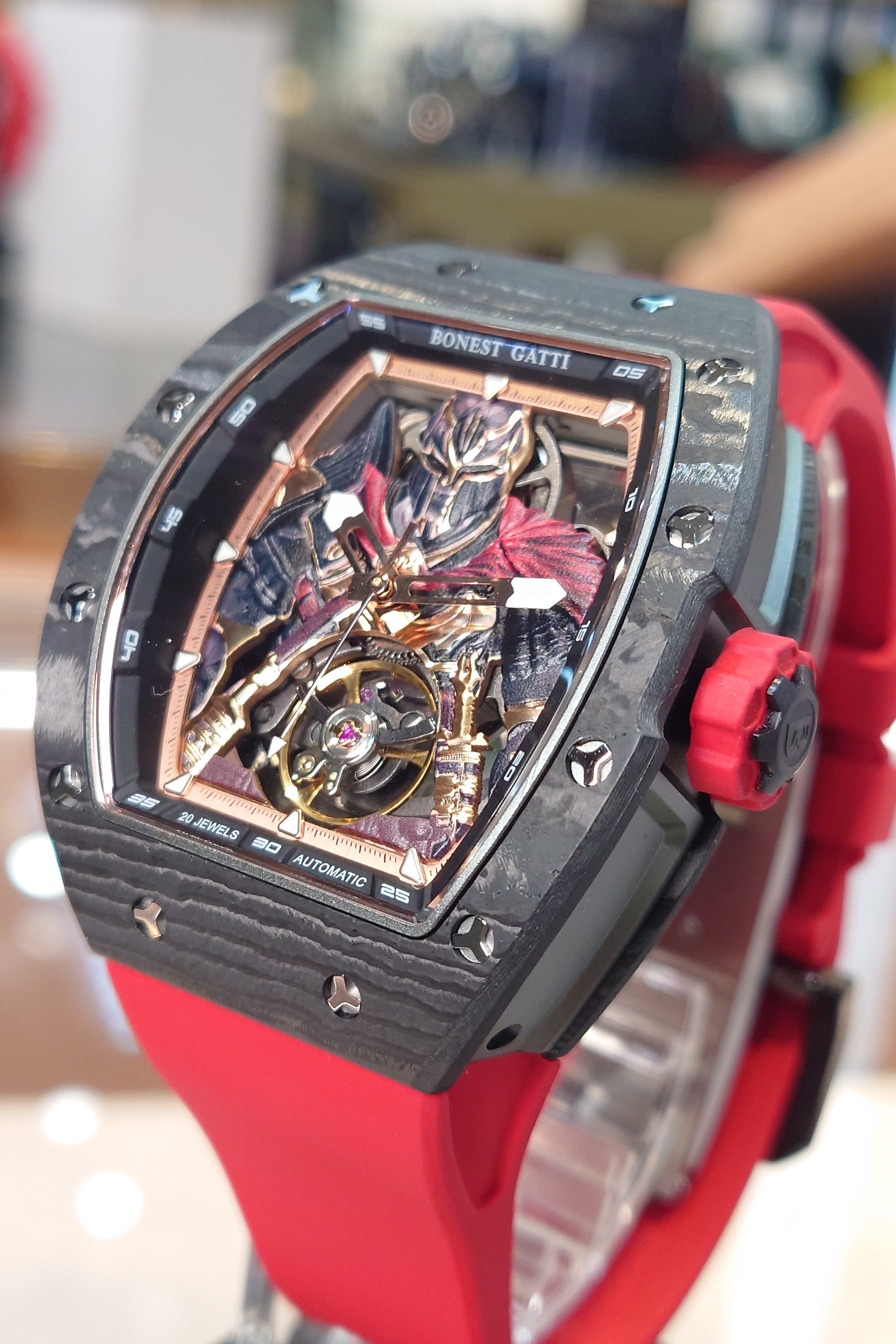 Bonest Gatti 現貨發售 酒桶形夜光碳纖維自動錶 斯巴達勇士-BG9009-R3 Red