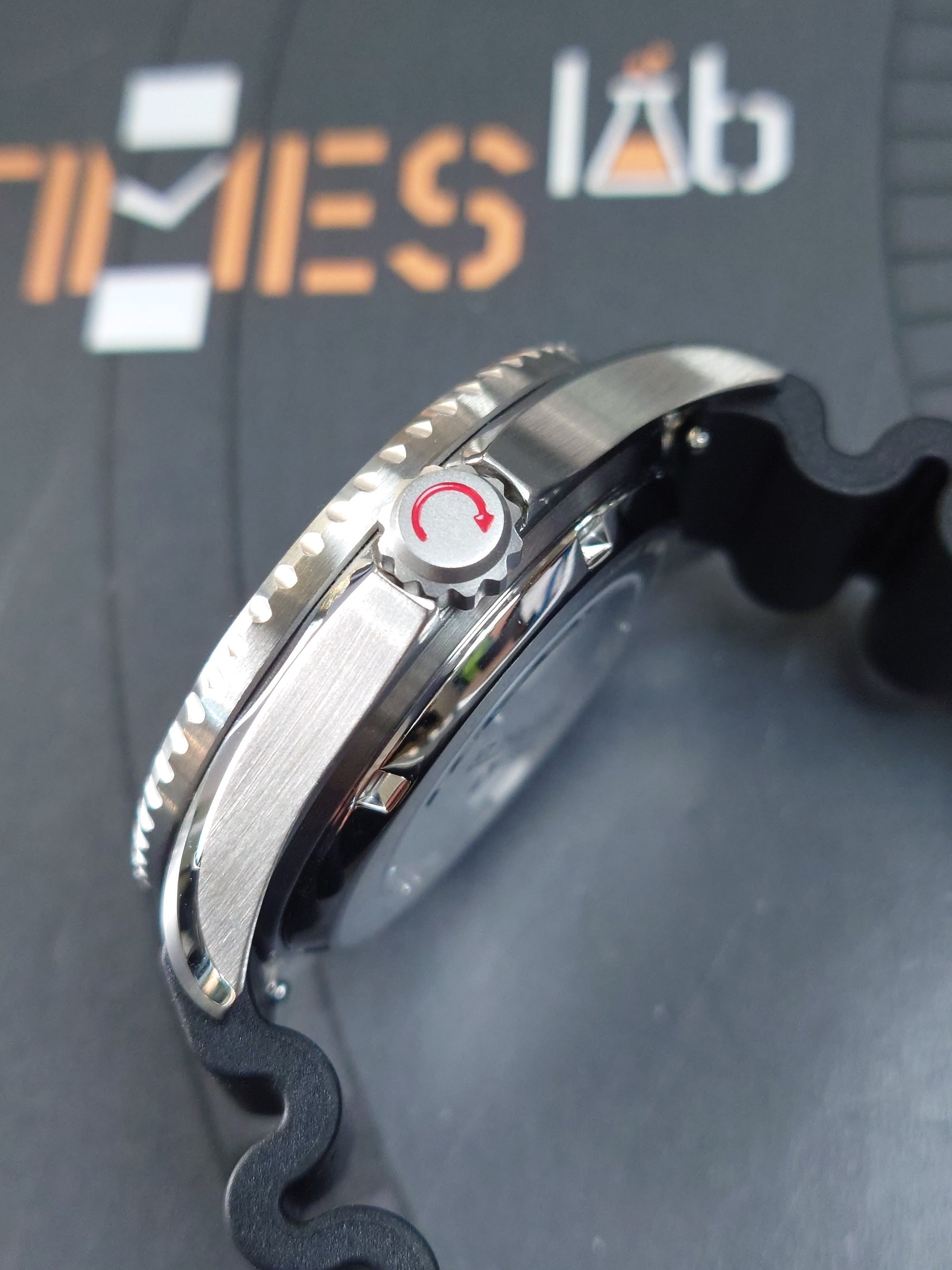 Timex Deepwater Meridian 200 自動錶 - TW2Y40000
