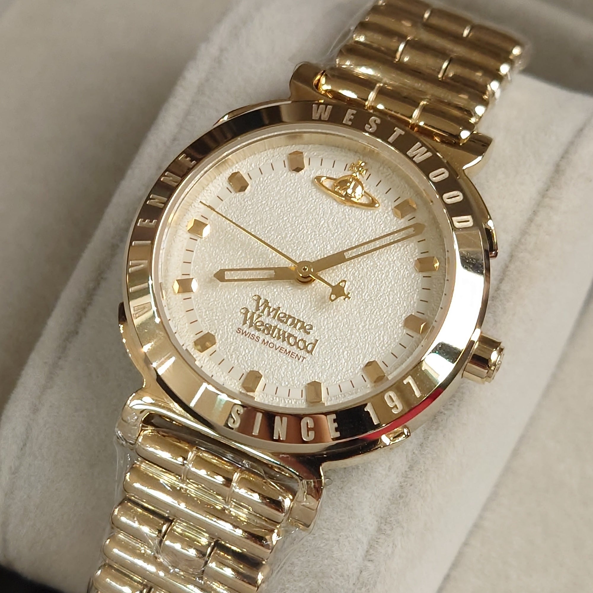 Vivienne Westwood Chelsea Watch - VV346LGYGD
