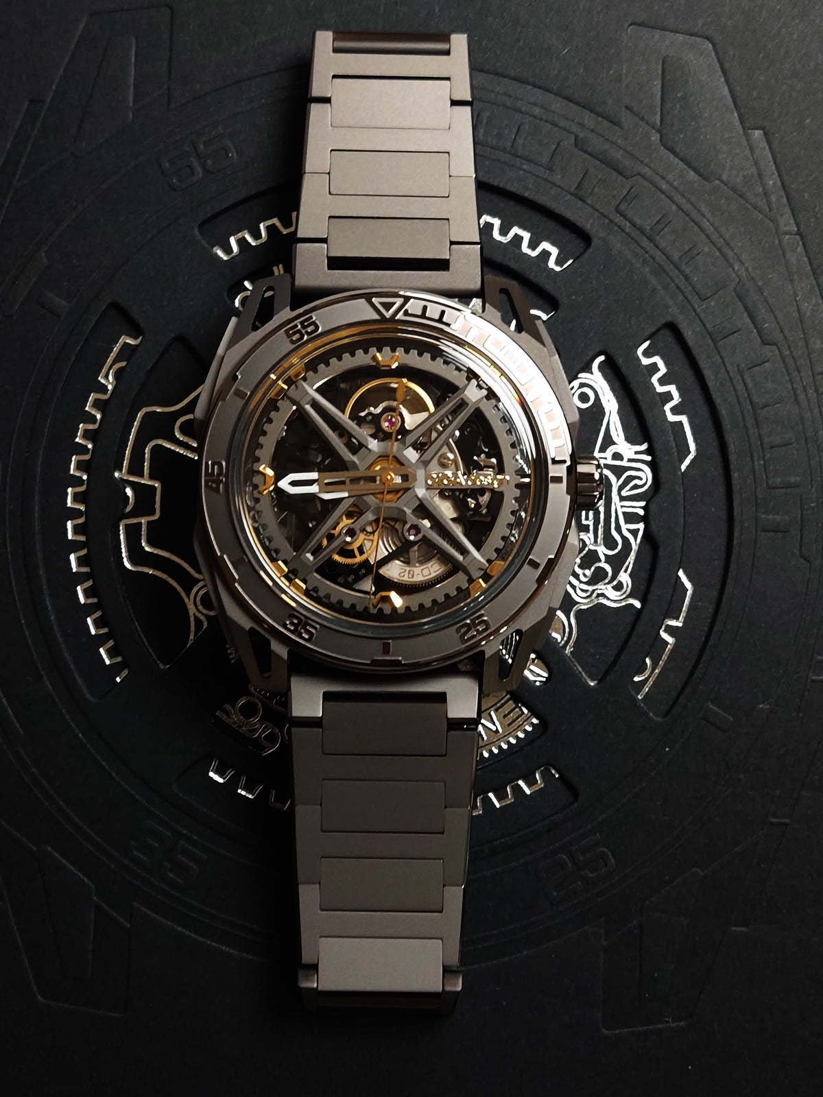 Ciga Design Falcon Automatic Watch - Z039-GG01-1G carbon