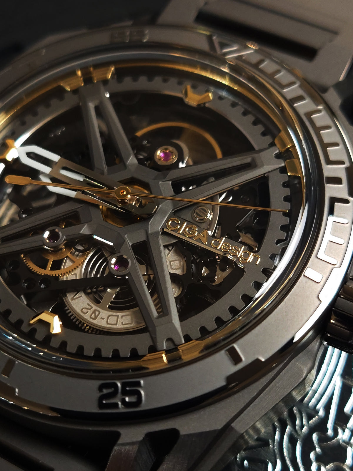 Ciga Design Falcon Automatic Watch - Z039-GG01-1G carbon