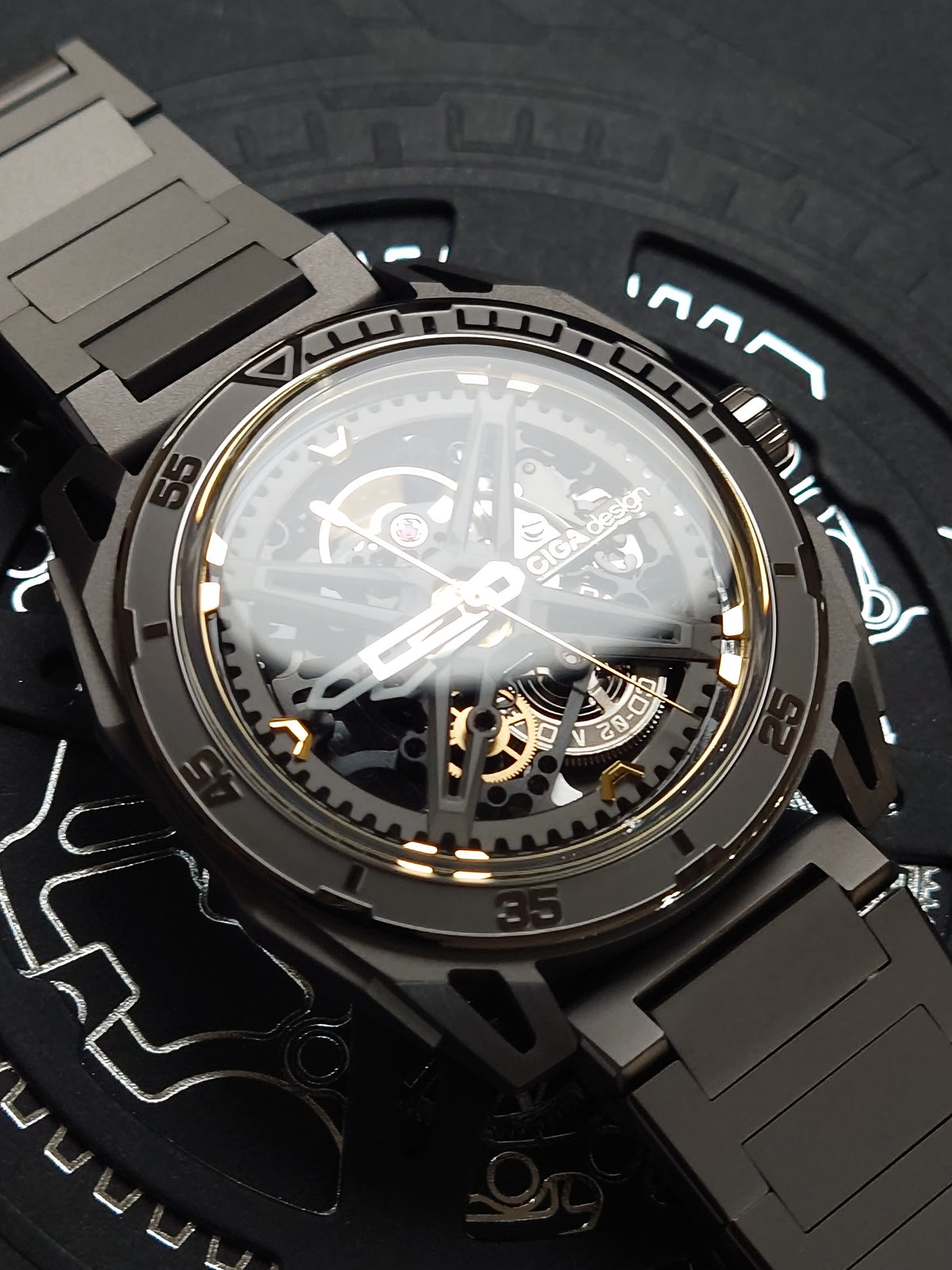 Ciga Design Falcon Automatic Watch - Z039-GG01-1G carbon