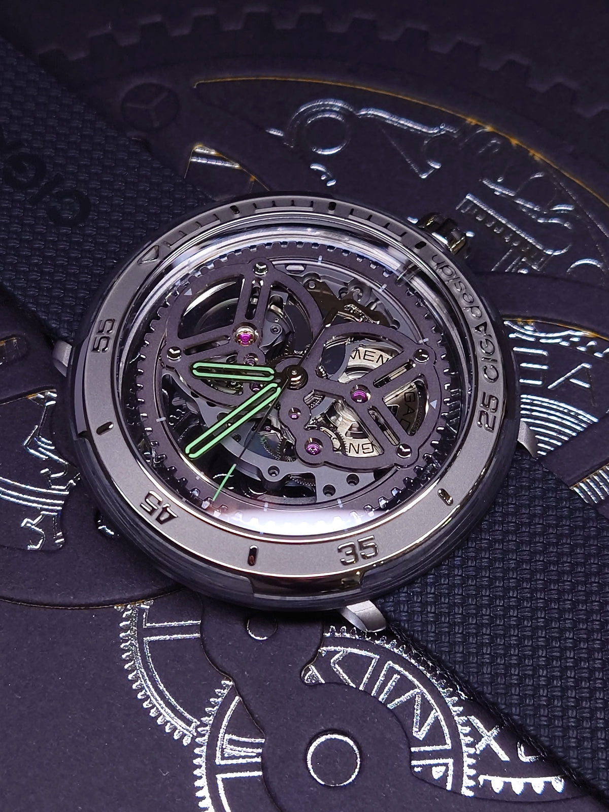 CIGA design Vector Automatic Watch - Carbon case V011TCGR-6B