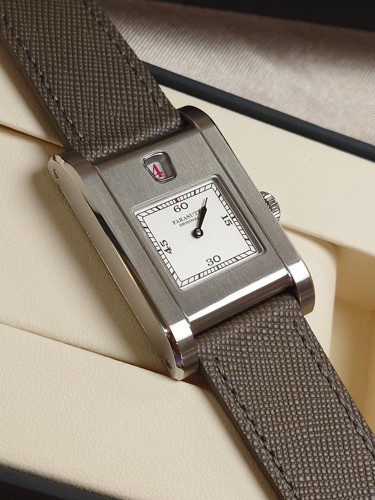 Farasute Jumping Hour Hand Winding - 2305B WH