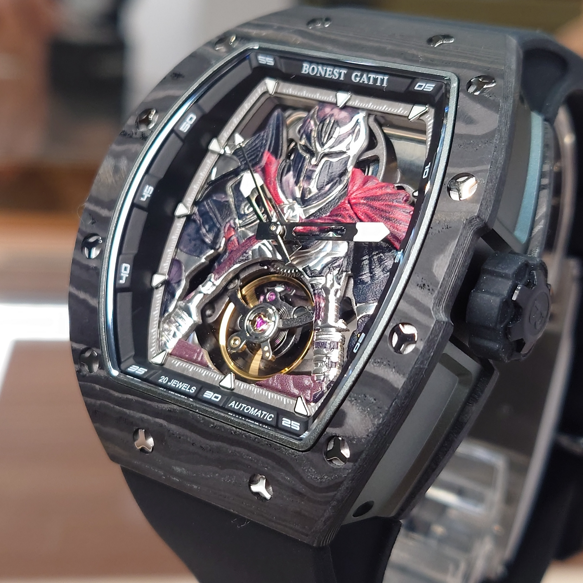 Bonest Gatti 現貨發售 酒桶形夜光碳纖維自動錶 斯巴達勇士-BG9009-R2 Black