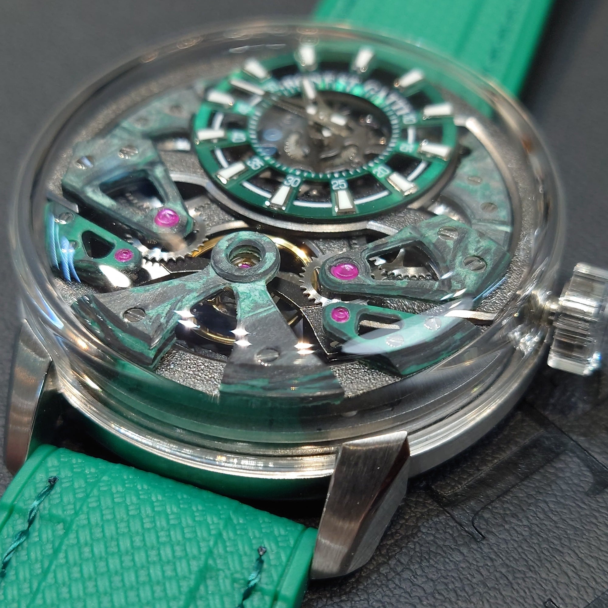 Bonest Gatti 現貨發售透視夜光碳纖面機械錶 BG4002-R3 Green
