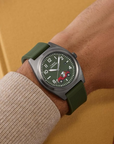 Timex x Peanuts Expedition Capstone Soccer 石英錶 TW2Y525