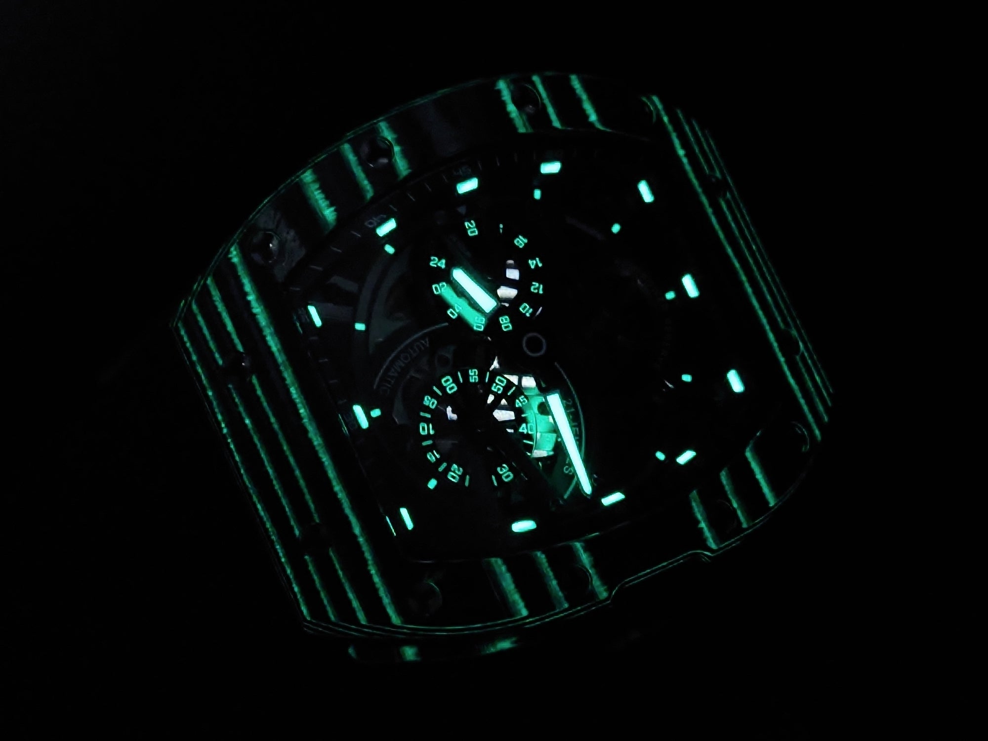 Bonest Gatti 現貨發售酒桶形夜光碳纖維自動錶 黑色BG9004-R2