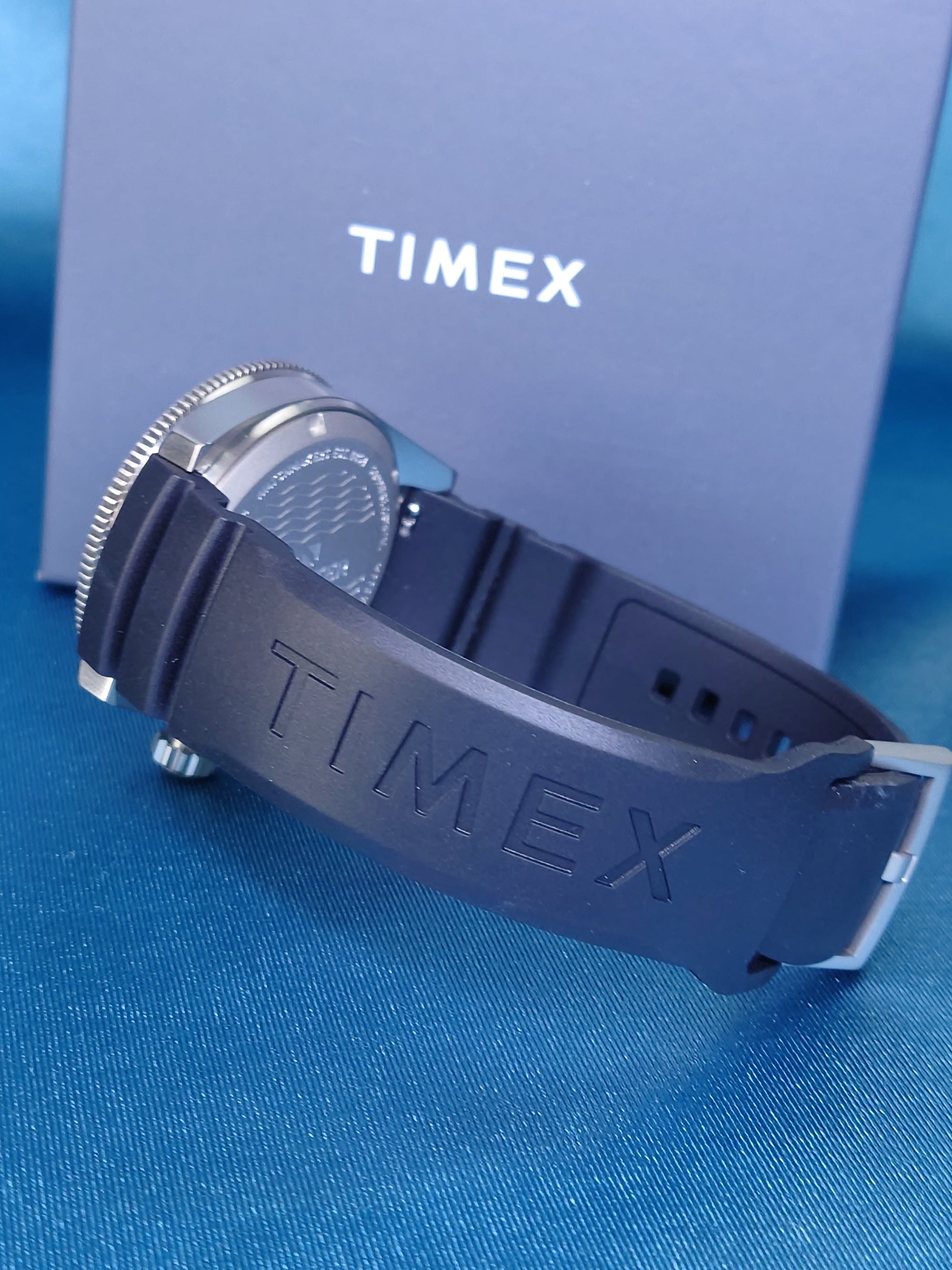 Timex Deepwater Reef 200 Titanium Automatic - TW2Y643