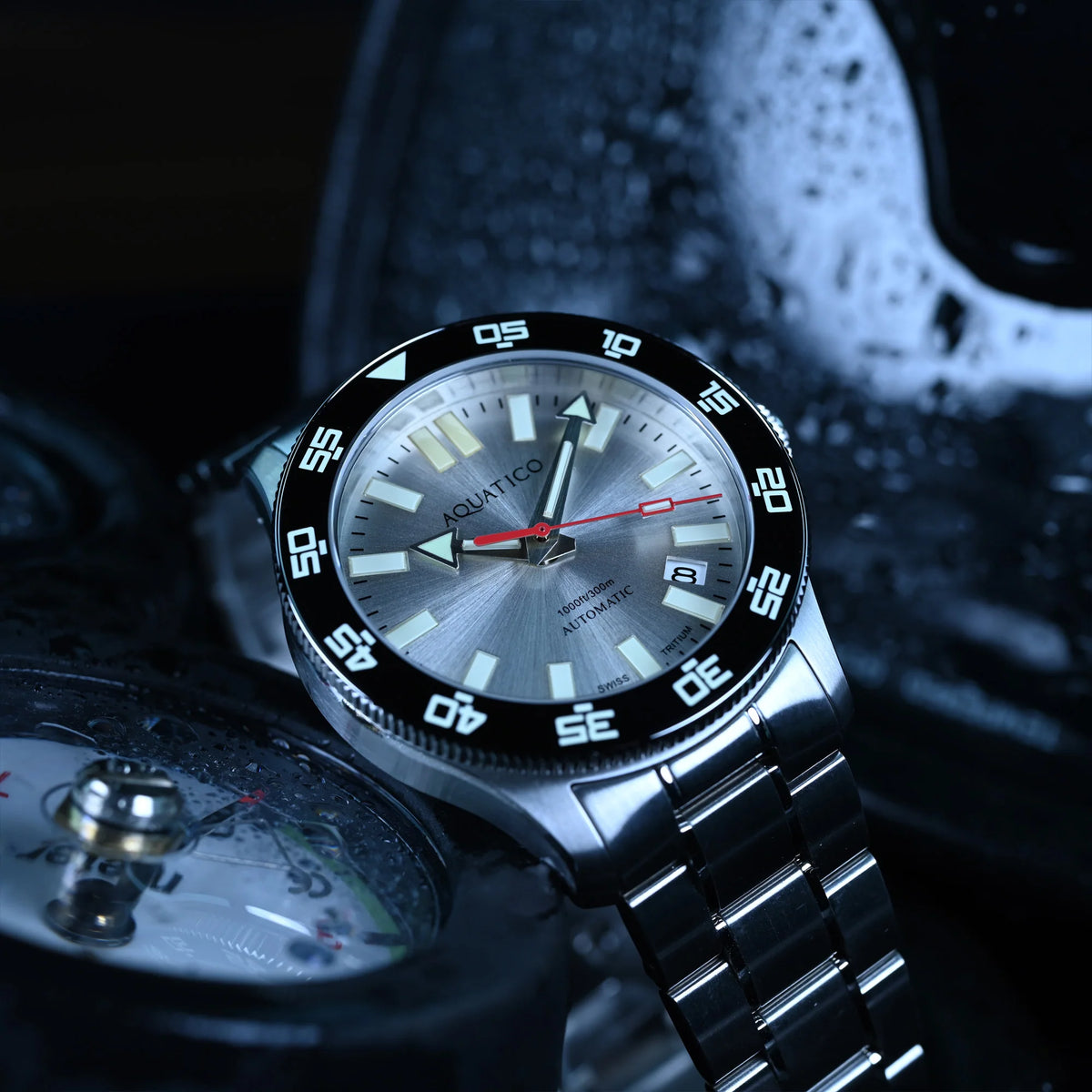Aquatico Atlas Tritium Watch Fumé Silver Dial T100氣燈潛水機械錶