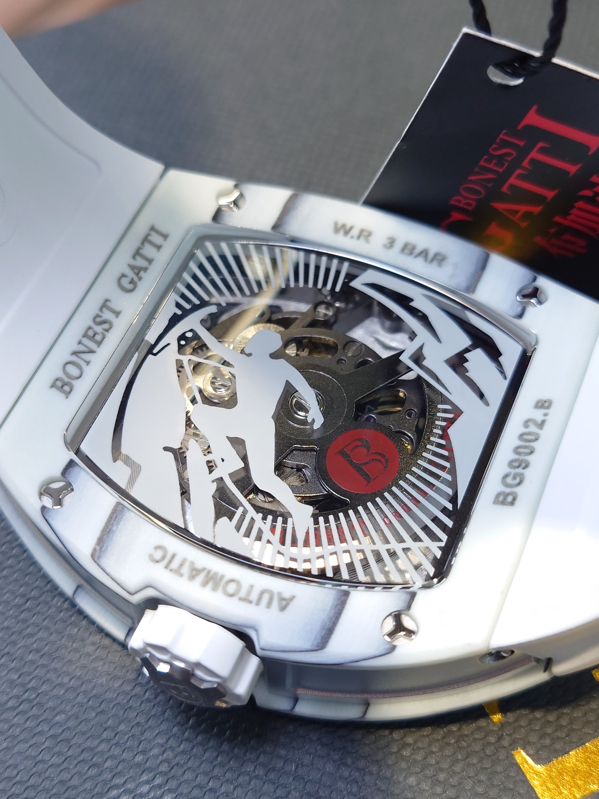 Bonest Gatti 酒桶形夜光碳纖維自動錶 攀山者-BG9002-R1