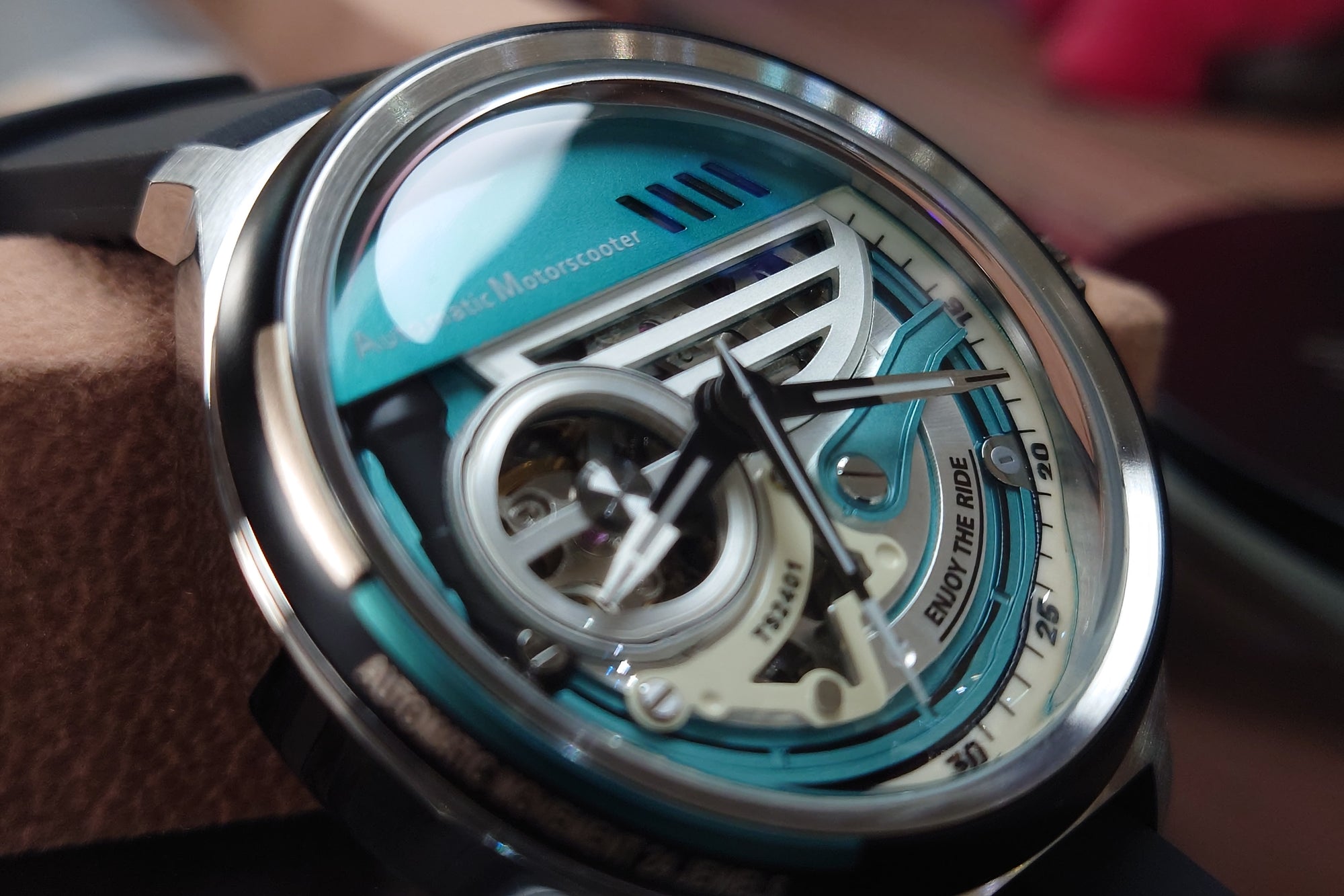 #手錶, #腕錶, #手錶店, #鐘錶店, #香港手錶, #香港腕錶, #香港鐘錶, #買手錶香港, #手錶網店, #網上買手錶, #手錶專門店, #鐘錶專門店, #名牌手錶, #品牌手錶, #小眾手錶品牌, #時尚手錶, #潮流手錶, #平價手錶, #高級手錶, #精品手錶, #男裝手錶, #女裝手錶, #情侶手錶, #對錶, #學生手錶, #商務手錶, #休閒手錶, #防水手錶, #自動機械錶, #機械錶, #石英錶, #電子錶, #數碼手錶, #智能手錶, #復古手錶, #懷舊手錶, #經典手錶, #聯名手錶, #限量版手錶, #潛水錶, #潛水手錶, #軍錶, #戶外手錶, #運動手錶, #GMT手錶, #計時碼錶, #日曆手錶, #皮帶手錶, #鋼帶手錶, #尼龍錶帶, #橡膠錶帶, #錶帶配件, #手錶配件, #錶帶更換, #手錶電池更換, #專業鐘錶服務, #正品手錶, #原裝手錶, #手錶推薦, #手錶推介, #邊度買手錶, #香港邊度買手錶, #手錶優惠, #手錶折扣, #手錶特價, #手錶現貨, #即日發貨手錶, #香港手錶速遞, #WatchHK, #AgelocerWatch, #Aq