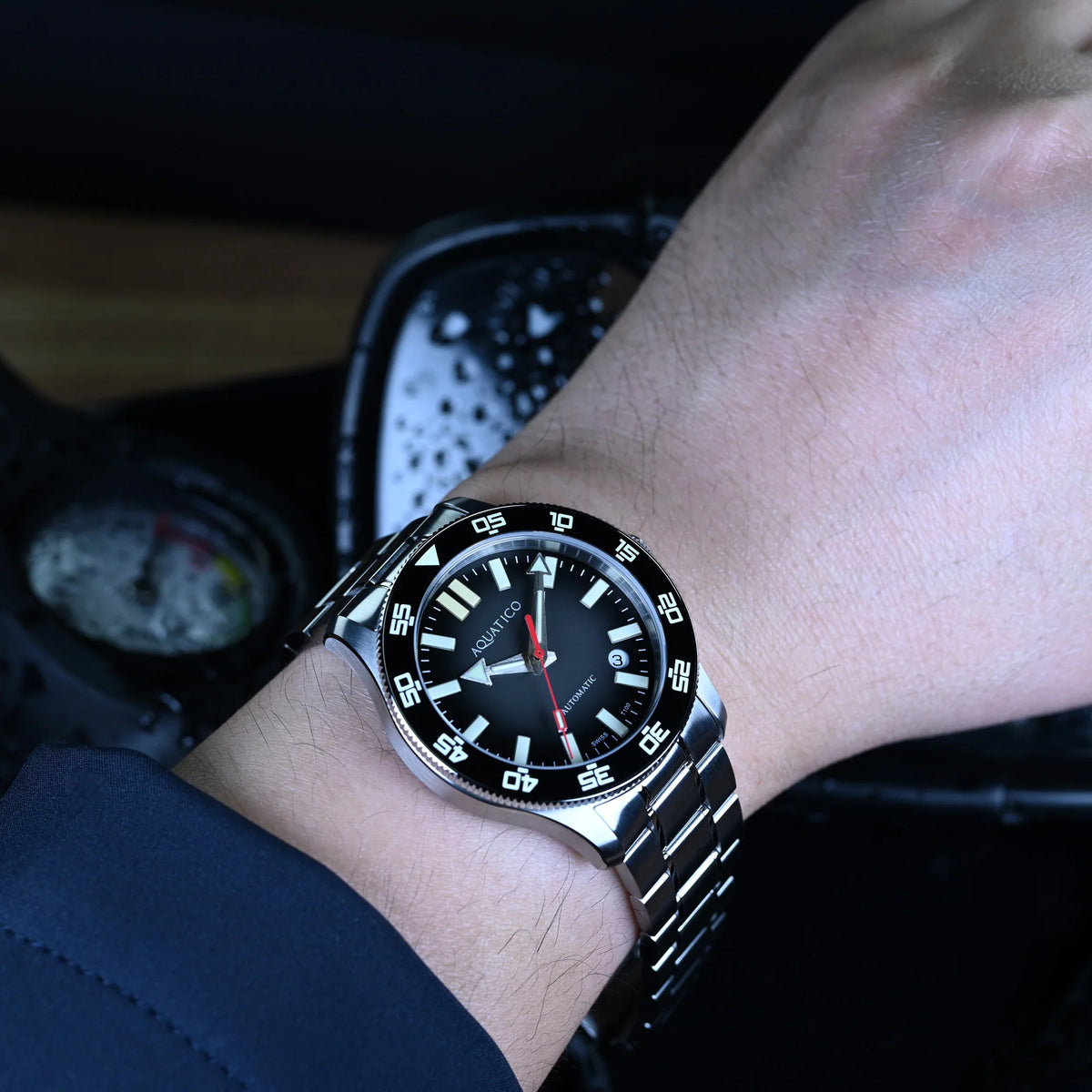 Aquatico Atlas Tritium Watch Fumé Black Dial T100氣燈潛水機械錶