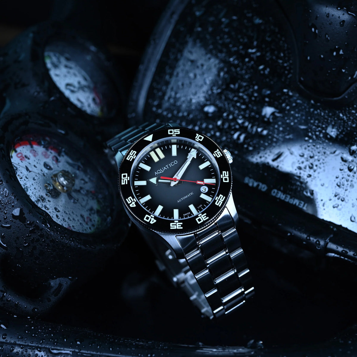 Aquatico Atlas Tritium Watch Fumé Black Dial T100氣燈潛水機械錶