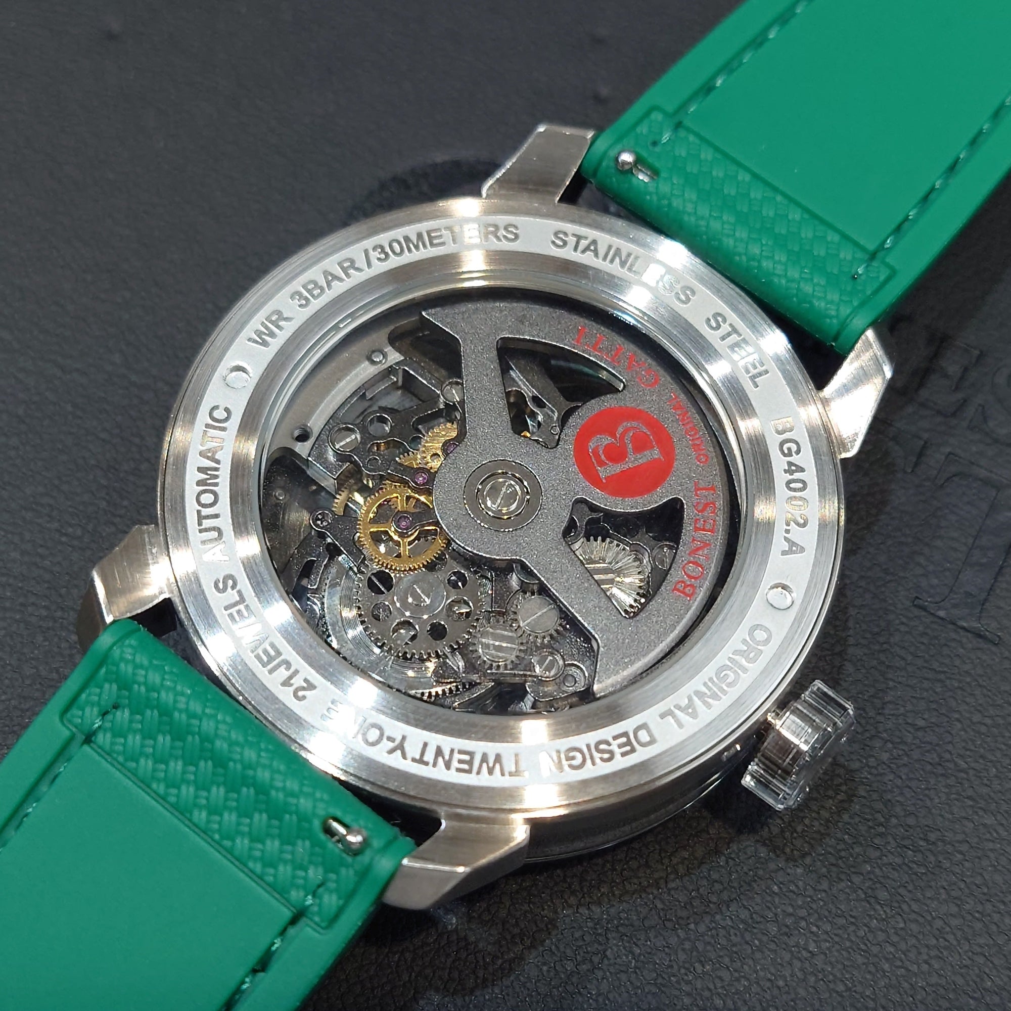 Bonest Gatti 現貨發售透視夜光碳纖面機械錶 BG4002-R3 Green