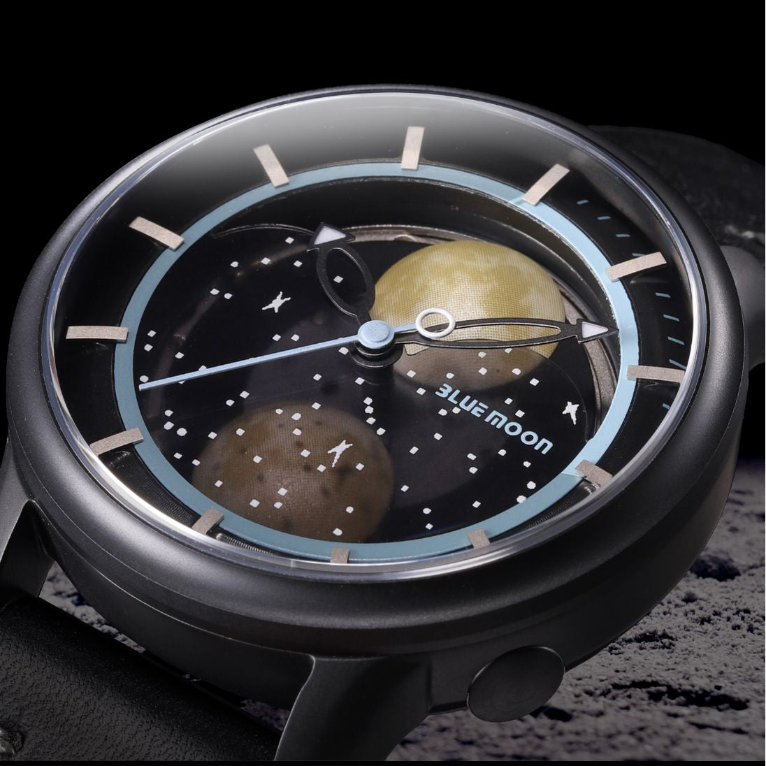OVD Blue Moon 3D 夜光月球 自動錶 - OM04