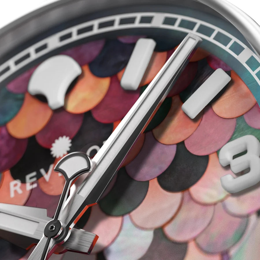 Revelot Terrafin Arowana dial