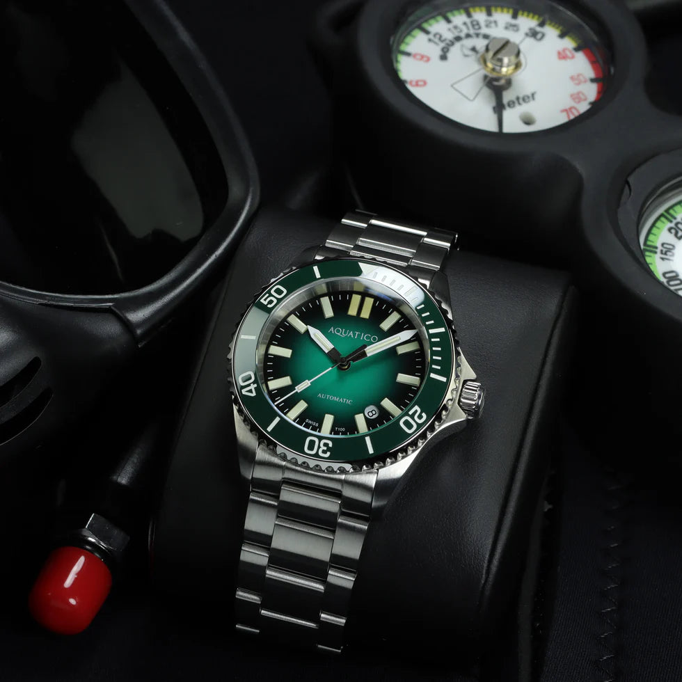 Aquatico Super Ocean Tritium T100 氣燈 潛水機械錶 Green Dial