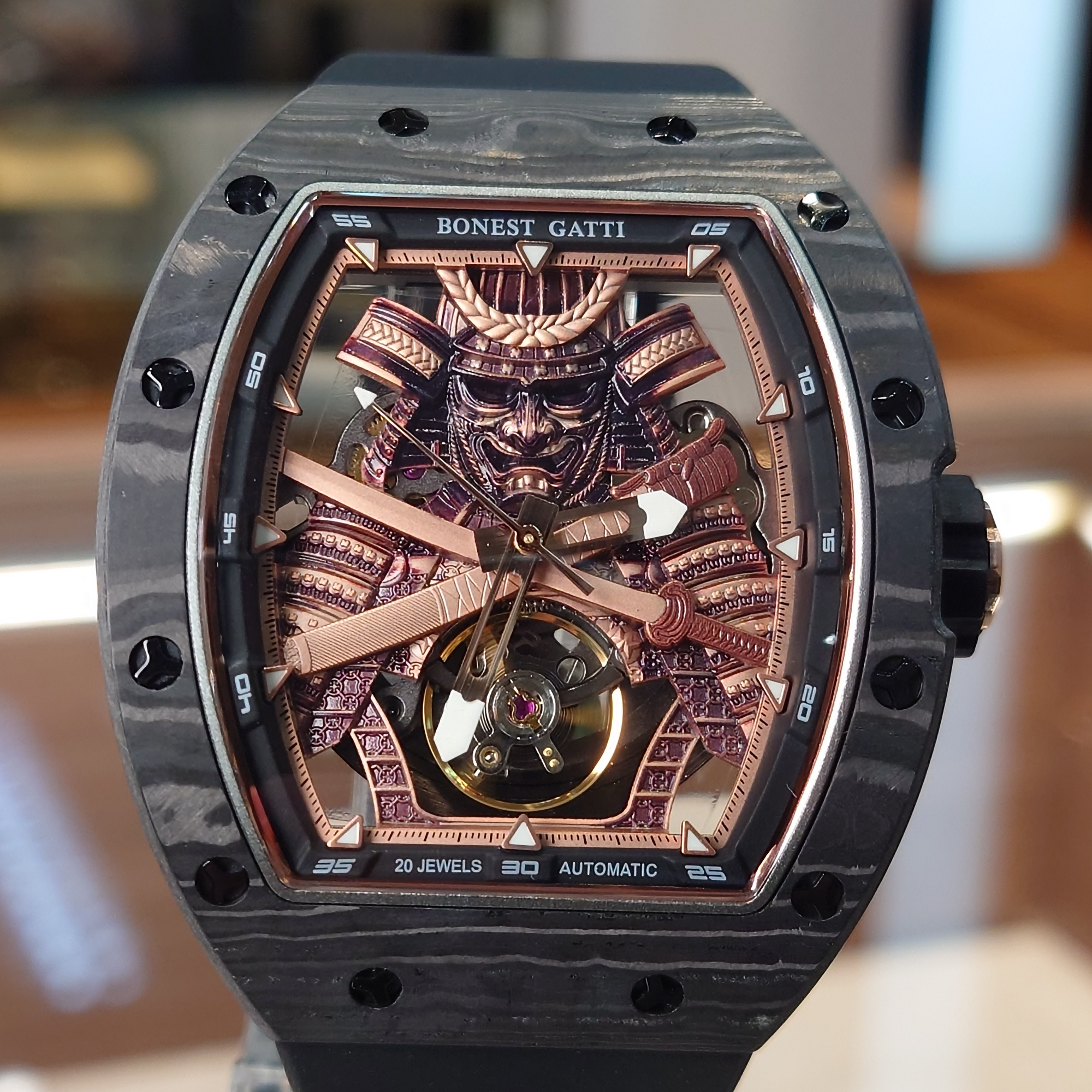 Bonest Gatti 現貨發售 酒桶形夜光碳纖維自動錶 東瀛武士-BG9008-R2 Black