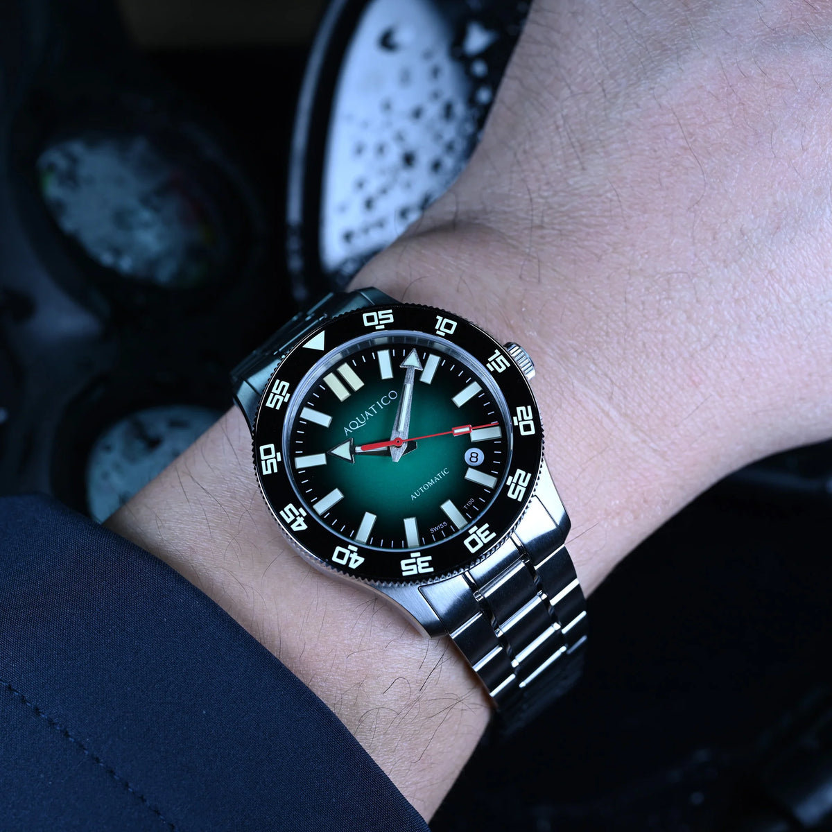 Aquatico Atlas Tritium Watch Fumé Green Dial T100氣燈潛水機械錶