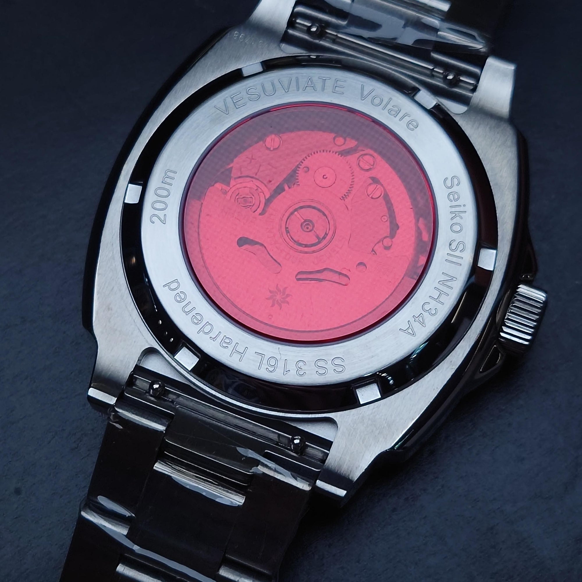 #手錶, #腕錶, #手錶店, #鐘錶店, #香港手錶, #香港腕錶, #香港鐘錶, #買手錶香港, #手錶網店, #網上買手錶, #手錶專門店, #鐘錶專門店, #名牌手錶, #品牌手錶, #小眾手錶品牌, #時尚手錶, #潮流手錶, #平價手錶, #高級手錶, #精品手錶, #男裝手錶, #女裝手錶, #情侶手錶, #對錶, #學生手錶, #商務手錶, #休閒手錶, #防水手錶, #自動機械錶, #機械錶, #石英錶, #電子錶, #數碼手錶, #智能手錶, #復古手錶, #懷舊手錶, #經典手錶, #聯名手錶, #限量版手錶, #潛水錶, #潛水手錶, #軍錶, #戶外手錶, #運動手錶, #GMT手錶, #計時碼錶, #日曆手錶, #皮帶手錶, #鋼帶手錶, #尼龍錶帶, #橡膠錶帶, #錶帶配件, #手錶配件, #錶帶更換, #手錶電池更換, #專業鐘錶服務, #正品手錶, #原裝手錶, #手錶推薦, #手錶推介, #邊度買手錶, #香港邊度買手錶, #手錶優惠, #手錶折扣, #手錶特價, #手錶現貨, #即日發貨手錶, #香港手錶速遞, #WatchHK, #AgelocerWatch, #Aq