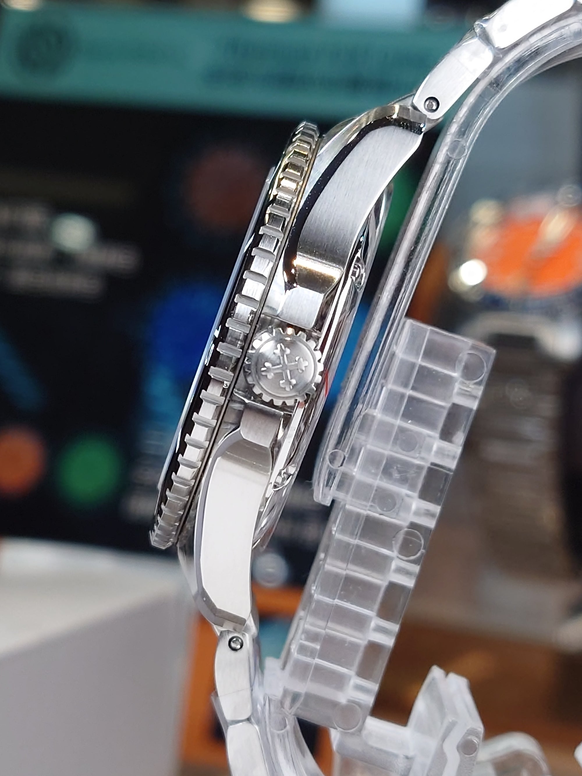 Venezianico Nereide Tungsteno 39 珍珠貝母自動錶鋼帶版 3121541C