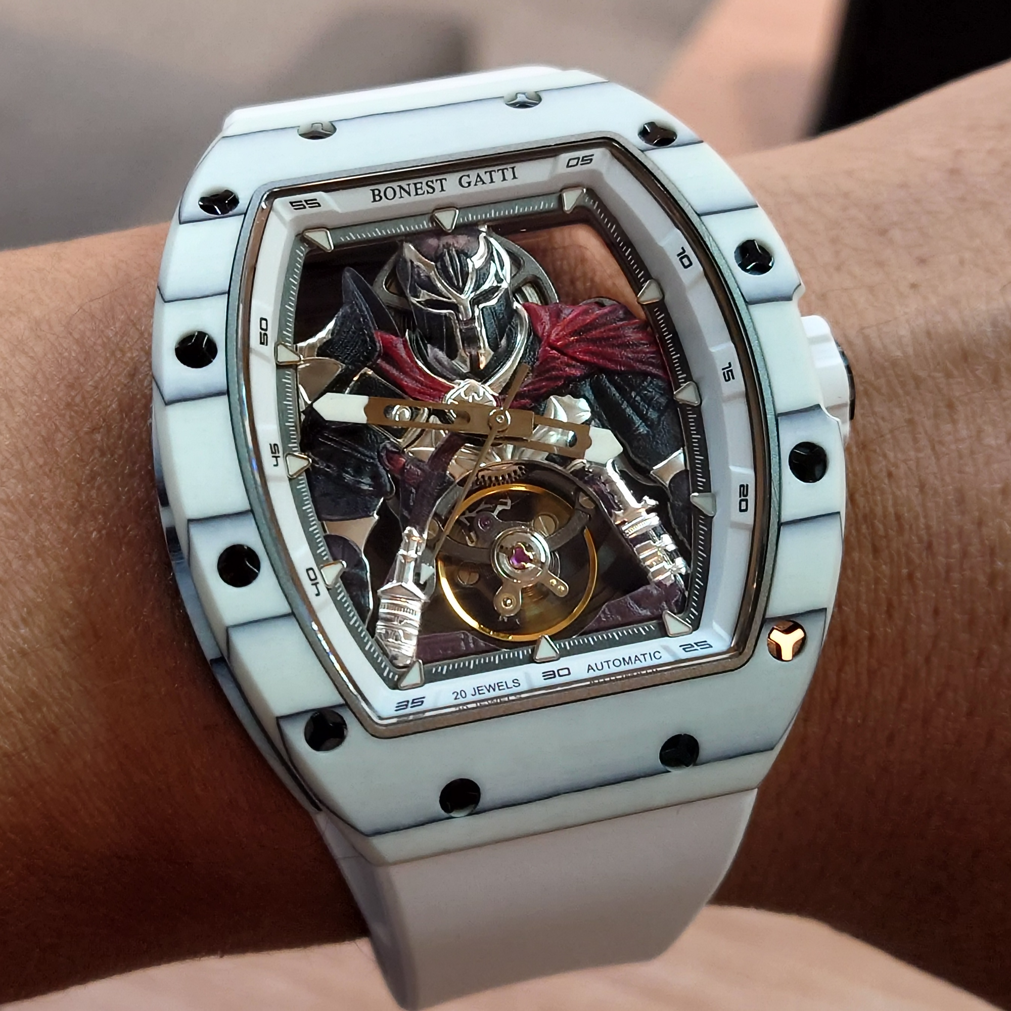 Bonest Gatti 現貨發售 酒桶形夜光碳纖維自動錶 斯巴達勇士-BG9009-R1