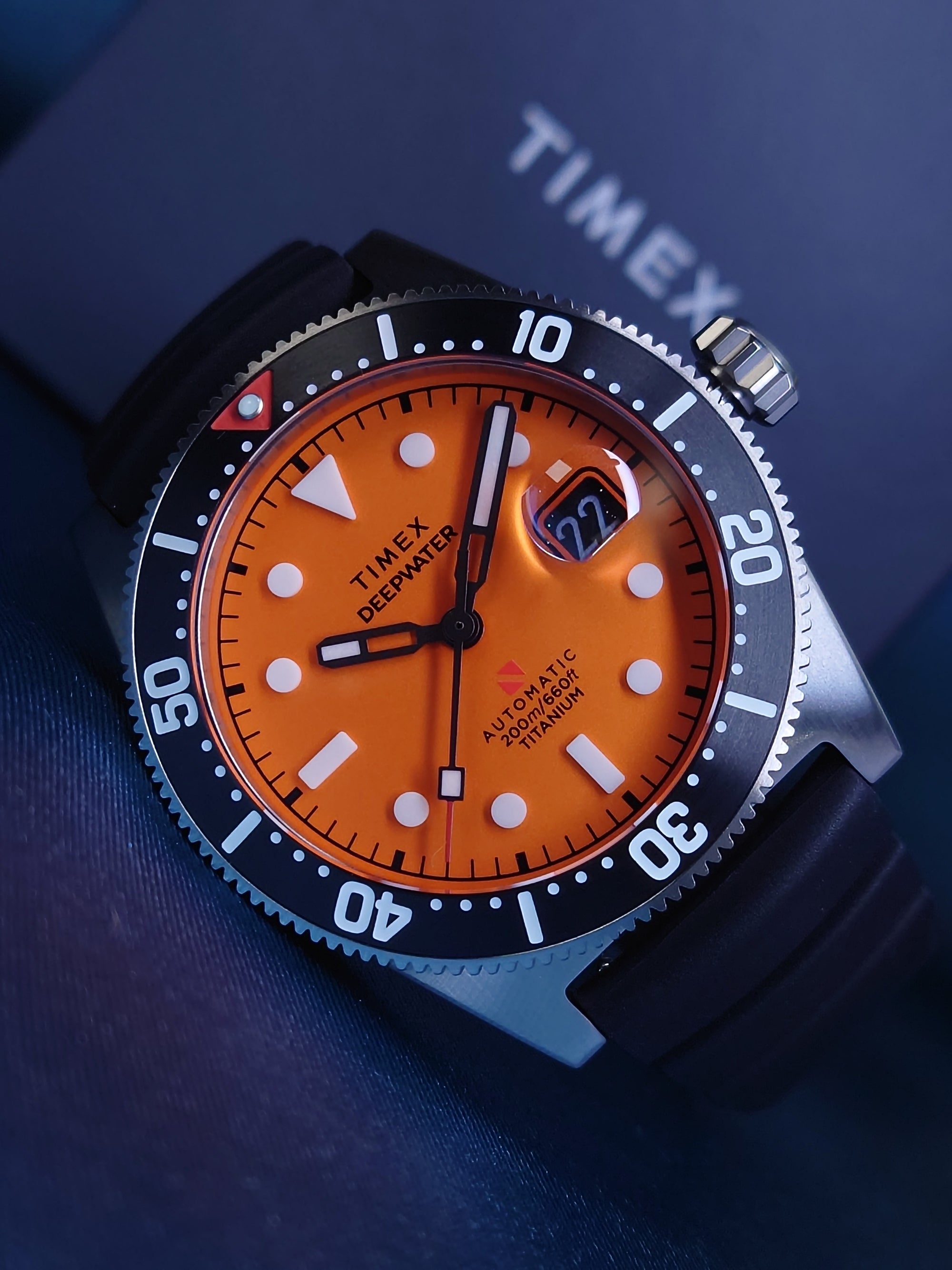 Timex Deepwater Reef 200 Titanium Automatic - TW2Y643
