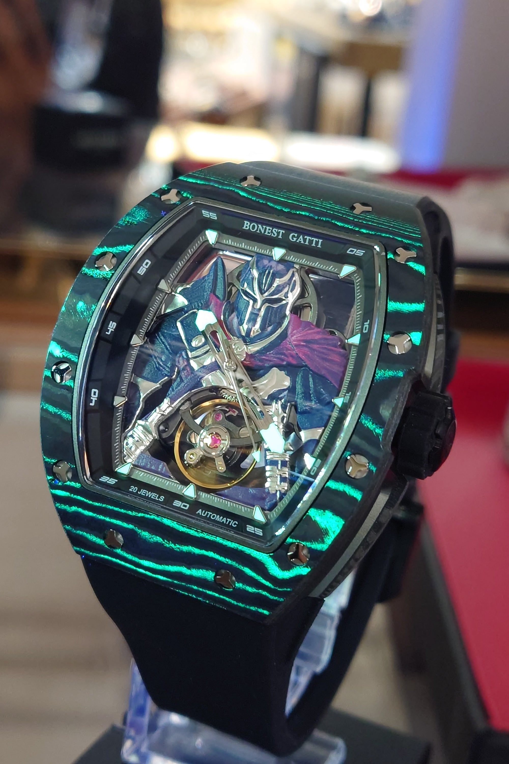 Bonest Gatti 現貨發售 酒桶形夜光碳纖維自動錶 斯巴達勇士-BG9009-R2 Black