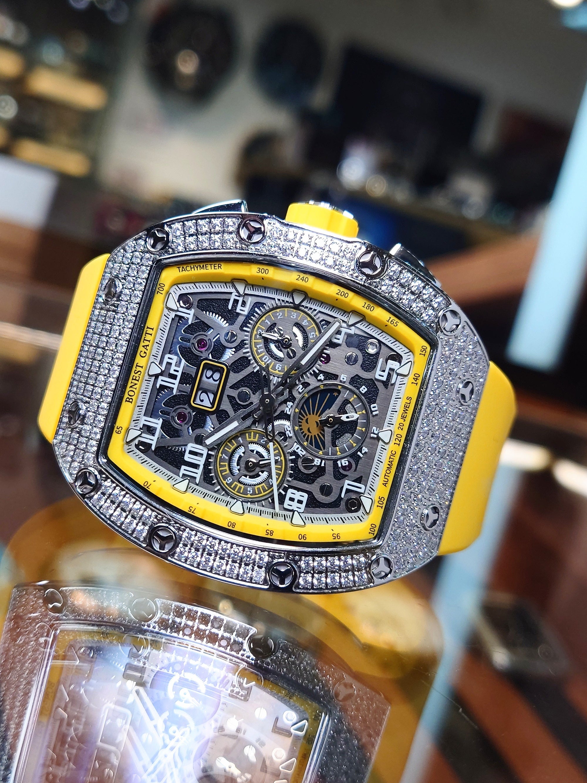 Bonest Gatti 酒桶形水晶多功能自動錶 BG5004-R3-Yellow