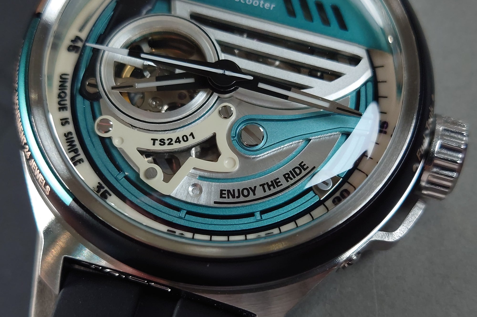 #手錶, #腕錶, #手錶店, #鐘錶店, #香港手錶, #香港腕錶, #香港鐘錶, #買手錶香港, #手錶網店, #網上買手錶, #手錶專門店, #鐘錶專門店, #名牌手錶, #品牌手錶, #小眾手錶品牌, #時尚手錶, #潮流手錶, #平價手錶, #高級手錶, #精品手錶, #男裝手錶, #女裝手錶, #情侶手錶, #對錶, #學生手錶, #商務手錶, #休閒手錶, #防水手錶, #自動機械錶, #機械錶, #石英錶, #電子錶, #數碼手錶, #智能手錶, #復古手錶, #懷舊手錶, #經典手錶, #聯名手錶, #限量版手錶, #潛水錶, #潛水手錶, #軍錶, #戶外手錶, #運動手錶, #GMT手錶, #計時碼錶, #日曆手錶, #皮帶手錶, #鋼帶手錶, #尼龍錶帶, #橡膠錶帶, #錶帶配件, #手錶配件, #錶帶更換, #手錶電池更換, #專業鐘錶服務, #正品手錶, #原裝手錶, #手錶推薦, #手錶推介, #邊度買手錶, #香港邊度買手錶, #手錶優惠, #手錶折扣, #手錶特價, #手錶現貨, #即日發貨手錶, #香港手錶速遞, #WatchHK, #AgelocerWatch, #Aq