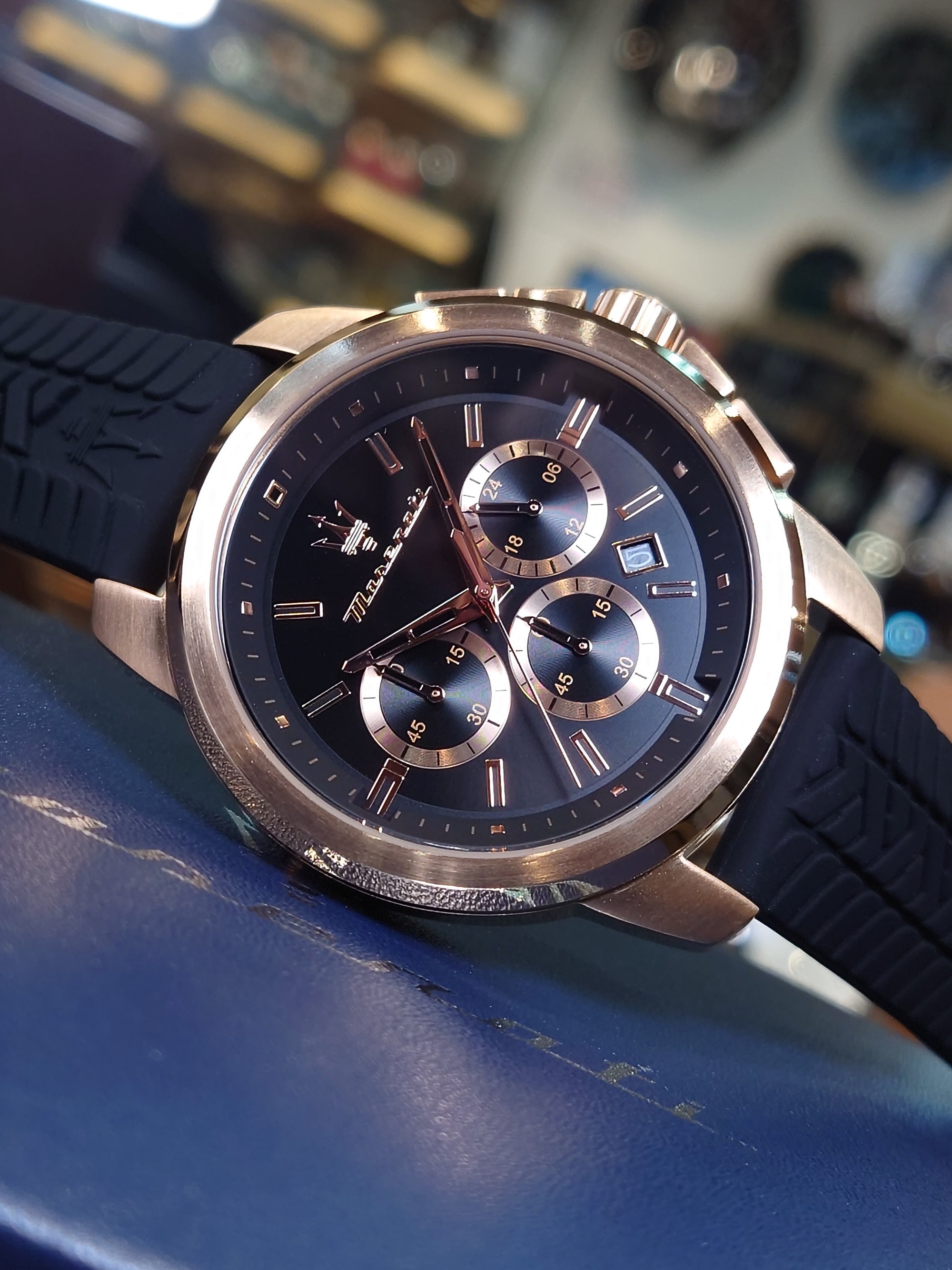 #手錶, #腕錶, #手錶店, #鐘錶店, #香港手錶, #香港腕錶, #香港鐘錶, #買手錶香港, #手錶網店, #網上買手錶, #手錶專門店, #鐘錶專門店, #名牌手錶, #品牌手錶, #小眾手錶品牌, #時尚手錶, #潮流手錶, #平價手錶, #高級手錶, #精品手錶, #男裝手錶, #女裝手錶, #情侶手錶, #對錶, #學生手錶, #商務手錶, #休閒手錶, #防水手錶, #自動機械錶, #機械錶, #石英錶, #電子錶, #數碼手錶, #智能手錶, #復古手錶, #懷舊手錶, #經典手錶, #聯名手錶, #限量版手錶, #潛水錶, #潛水手錶, #軍錶, #戶外手錶, #運動手錶, #GMT手錶, #計時碼錶, #日曆手錶, #皮帶手錶, #鋼帶手錶, #尼龍錶帶, #橡膠錶帶, #錶帶配件, #手錶配件, #錶帶更換, #手錶電池更換, #專業鐘錶服務, #正品手錶, #原裝手錶, #手錶推薦, #手錶推介, #邊度買手錶, #香港邊度買手錶, #手錶優惠, #手錶折扣, #手錶特價, #手錶現貨, #即日發貨手錶, #香港手錶速遞, #WatchHK, #AgelocerWatch, #Aq