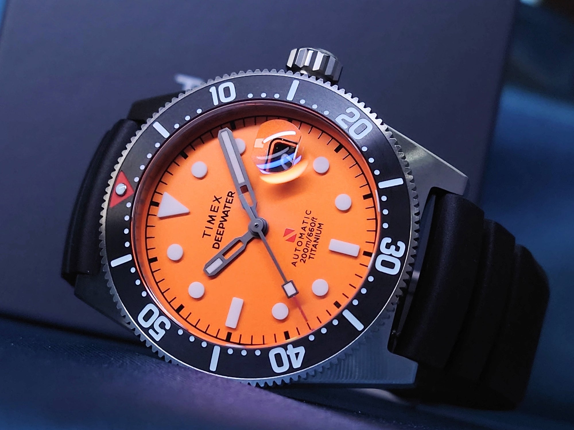 Timex Deepwater Reef 200 Titanium Automatic - TW2Y643