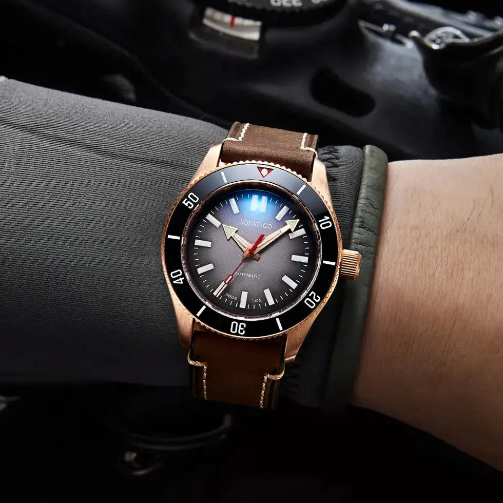 Aquatico Super Star Bronze Tritium T100氣燈 青銅潛水機械錶 Black Dial