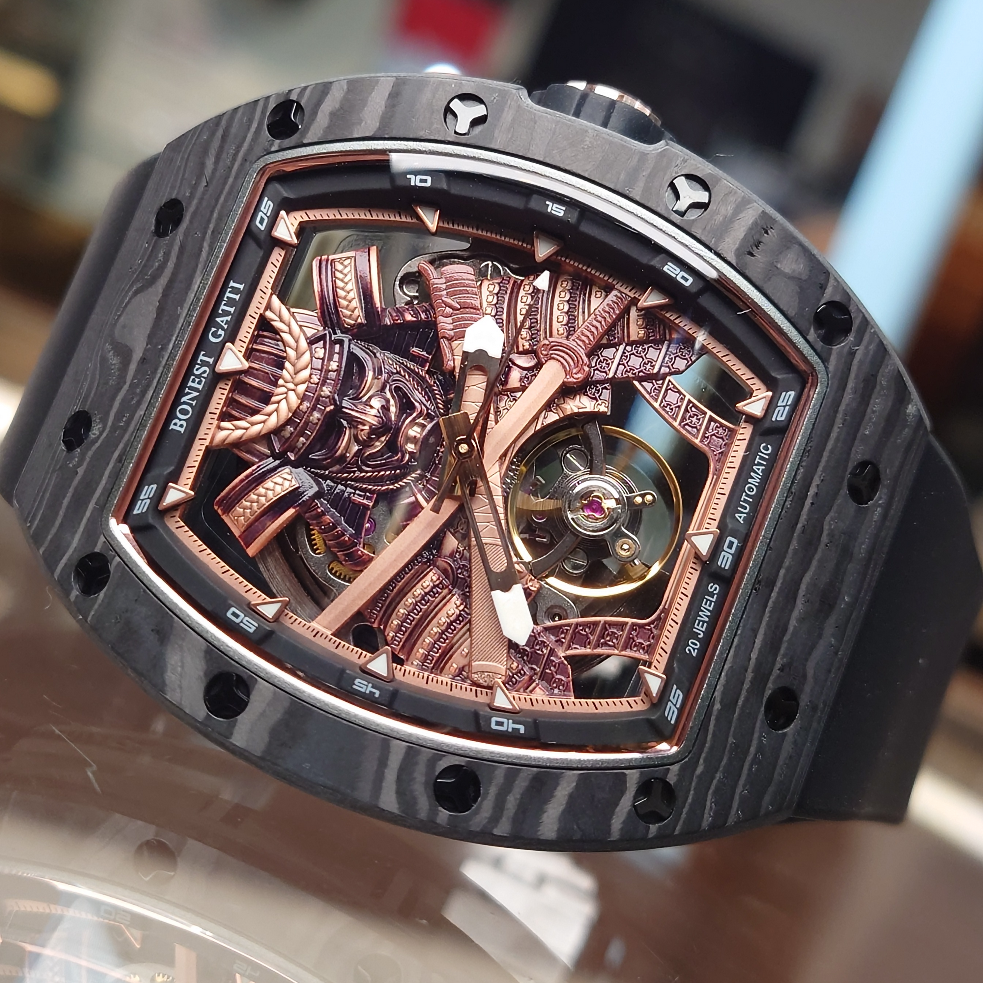 Bonest Gatti 現貨發售 酒桶形夜光碳纖維自動錶 東瀛武士-BG9008-R2 Black