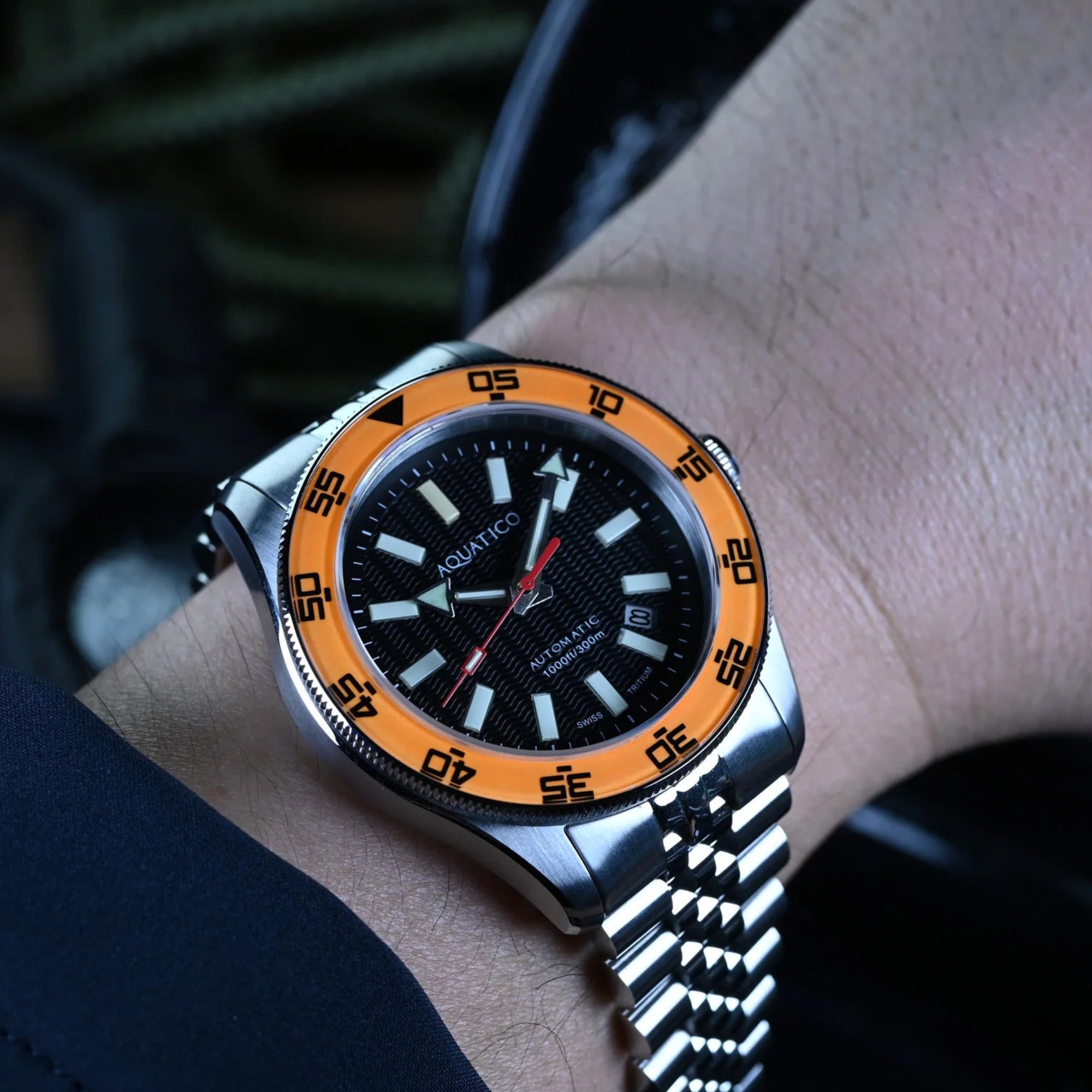 Aquatico Sea Recon 42mm Tritium Black Dial Orange Bezel T100氣燈潛水機械錶