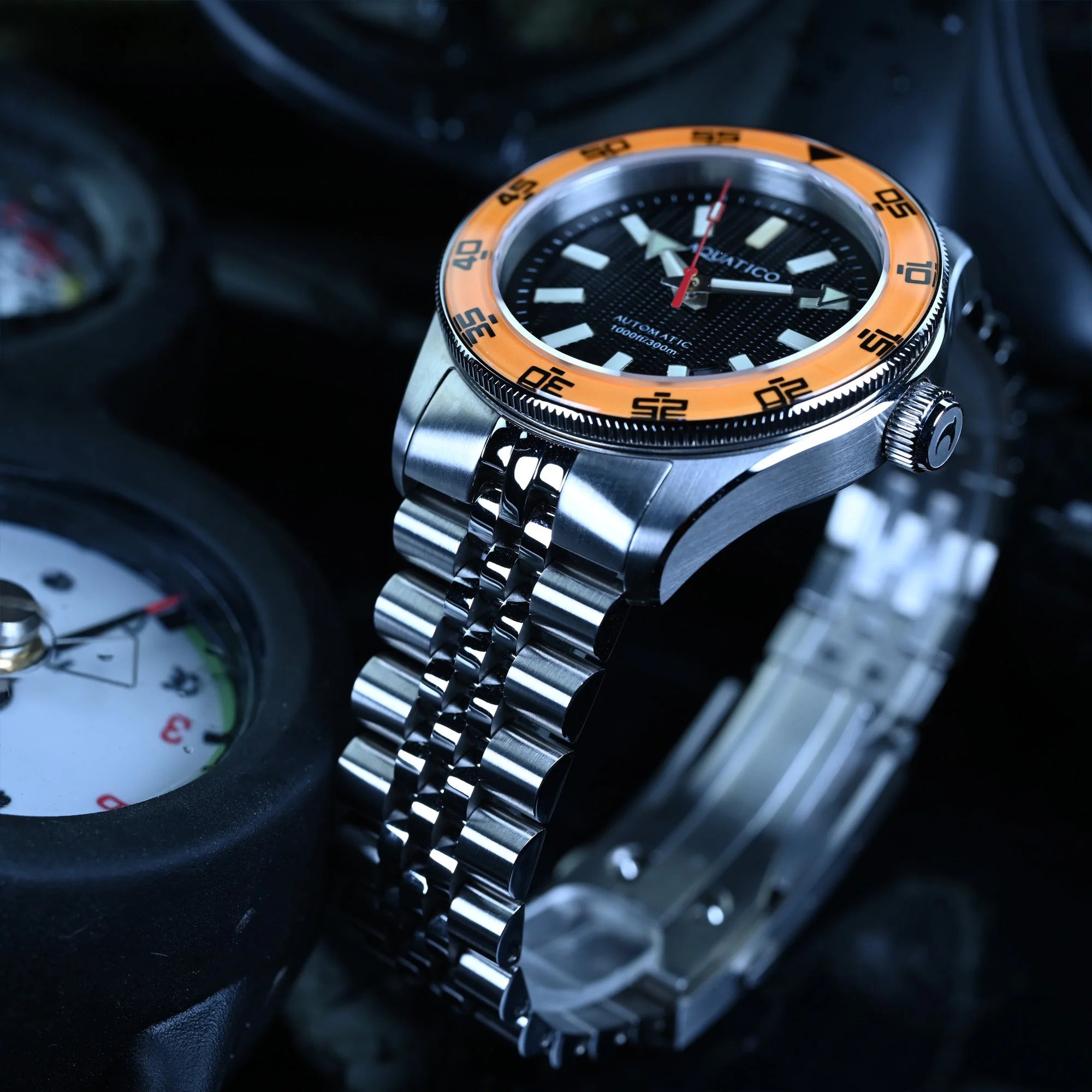 Aquatico Sea Recon 42mm Tritium Black Dial Orange Bezel T100氣燈潛水機械錶