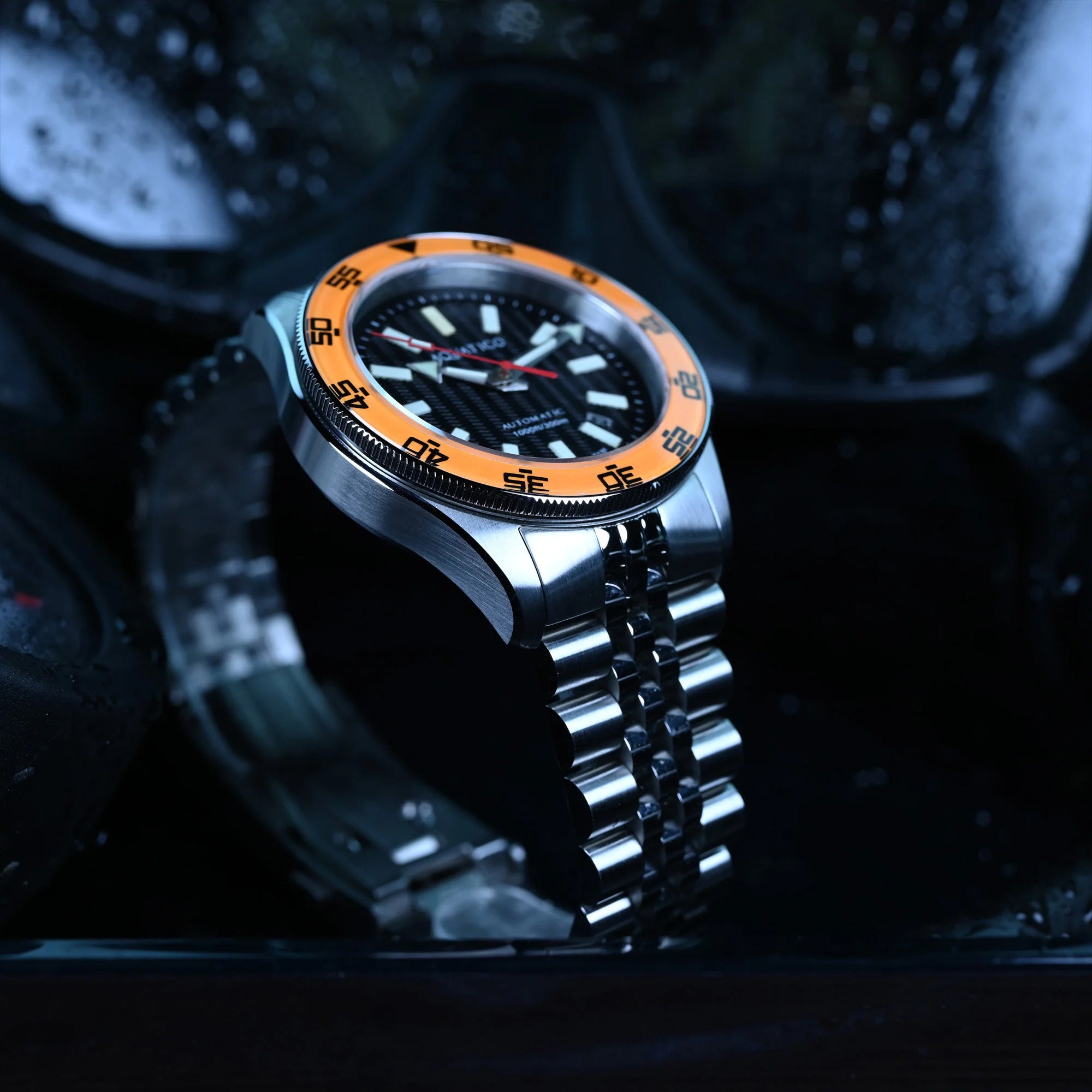 Aquatico Sea Recon 42mm Tritium Black Dial Orange Bezel T100氣燈潛水機械錶