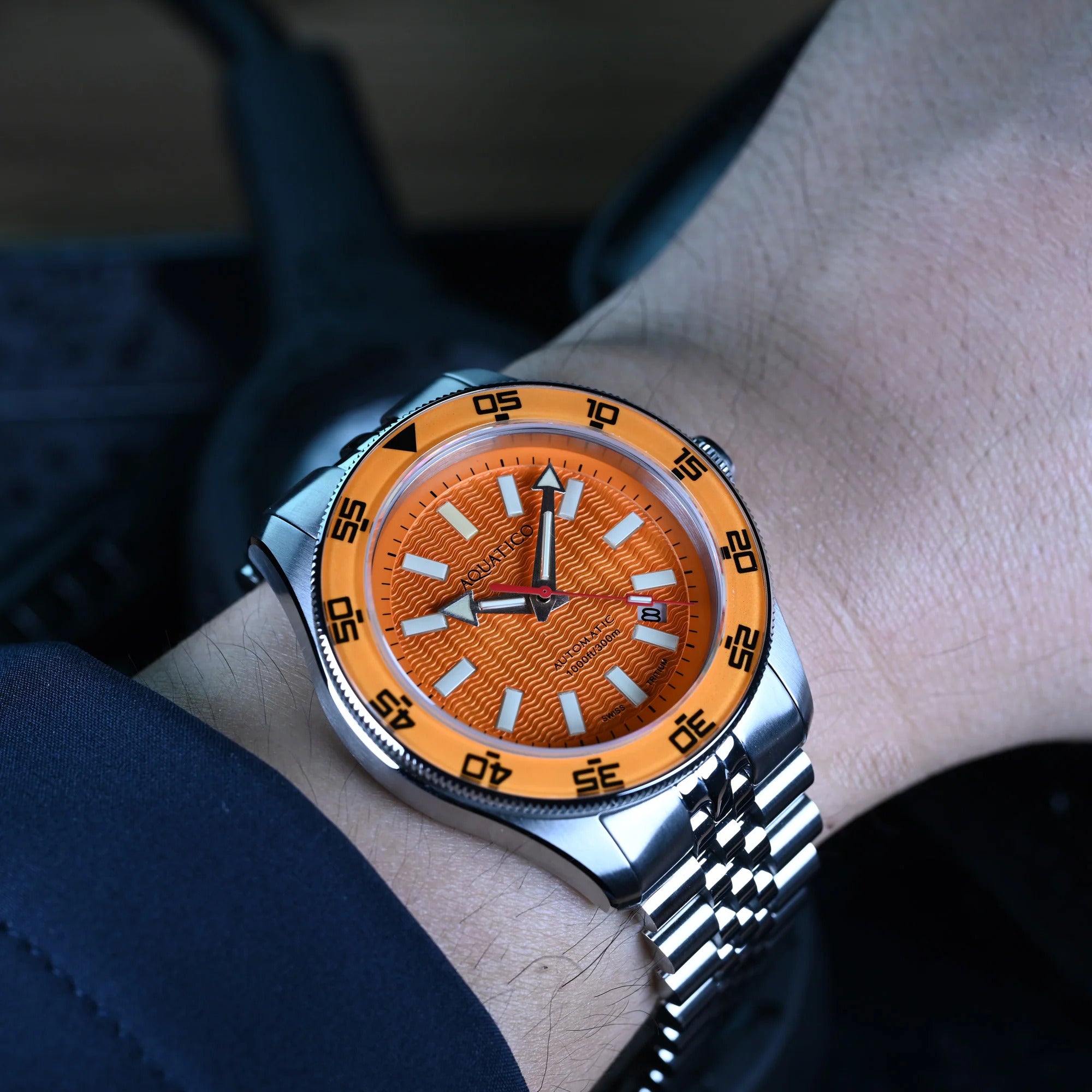 Aquatico Sea Recon 42mm Tritium Black Dial Orange Bezel T100 Gas Light Diving Mechanical Watch