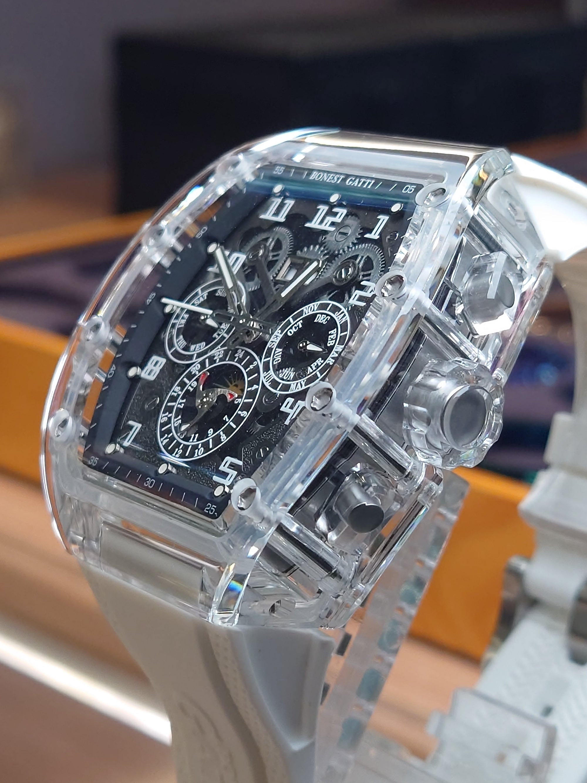Bonest Gatti 酒桶形水晶多功能自動錶 BG6006-R1