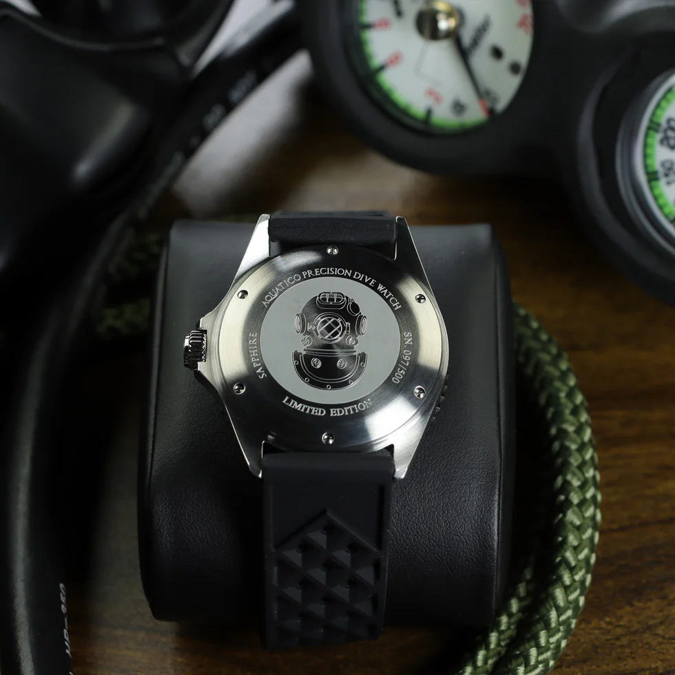 Aquatico Super Ocean Tritium T100 氣燈 潛水機械錶 Black Dial