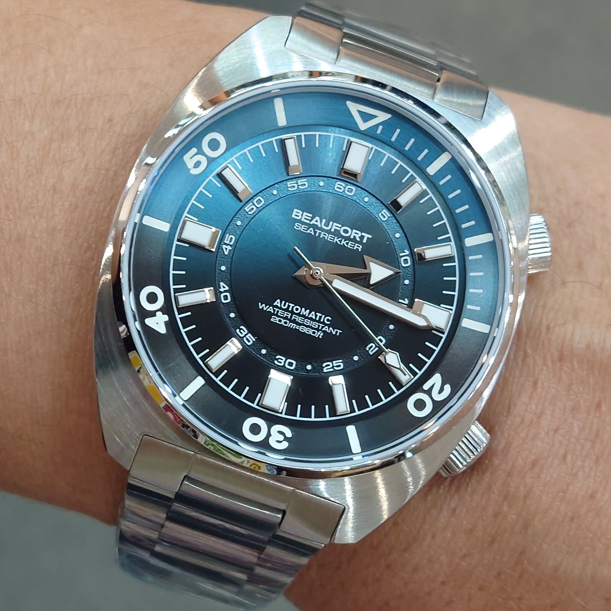 wrist shot BEAUFORT Seatrekker MKII - Blue