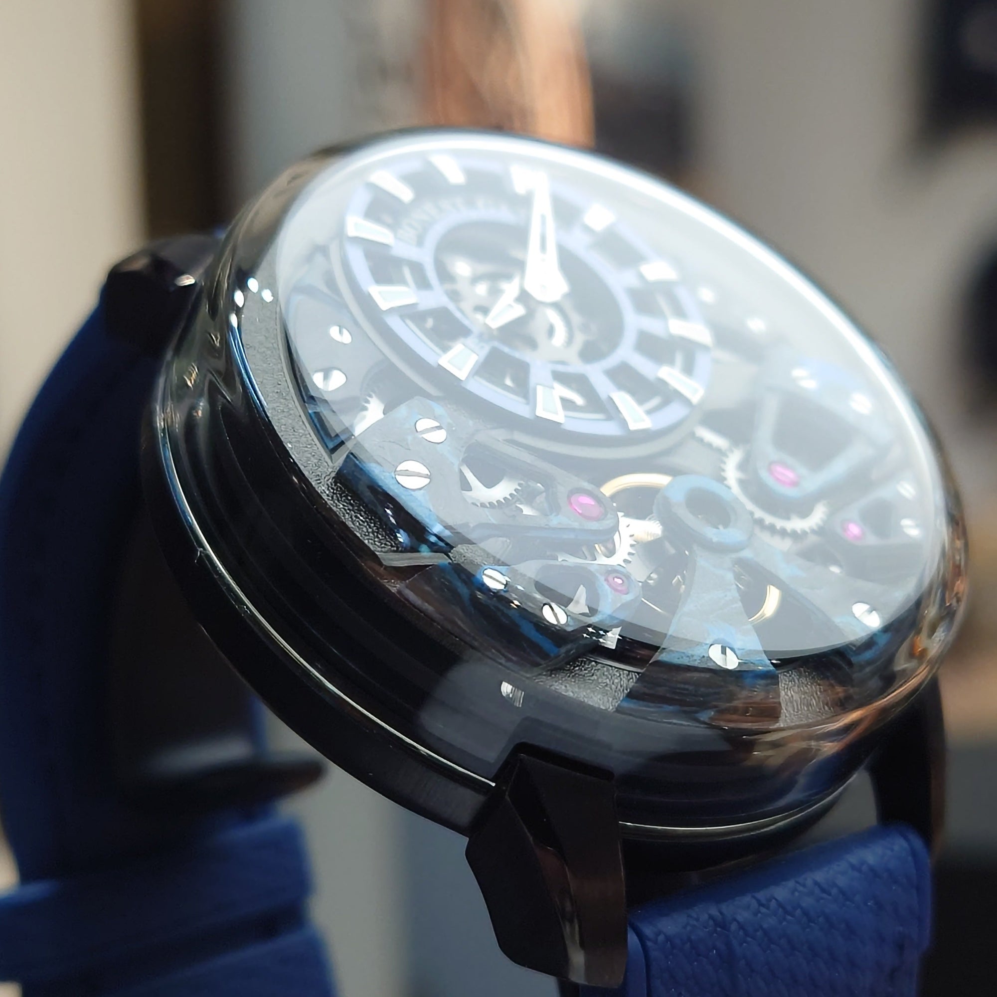 Bonest Gatti 現貨發售 透視夜光碳纖面機械錶 BG4002-R1 Blue