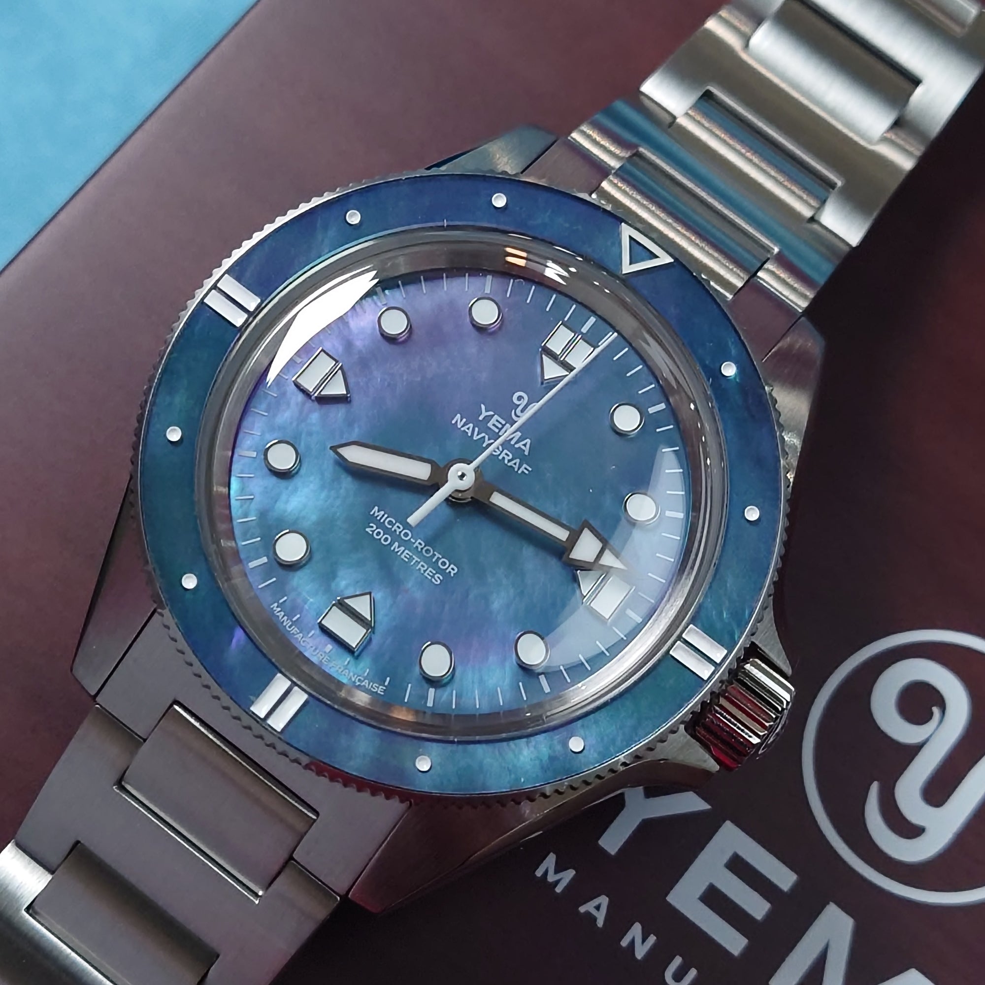 YEMA Navygraf Pearl CMM.20 Limited Edition diving watch with blue mop dial and mop bezel front view