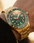 UNDONE Basecamp GMT Malachite Dial 孔雀石自動錶全金色