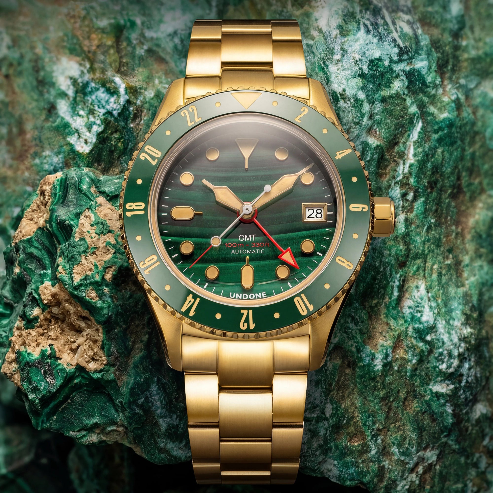UNDONE Basecamp GMT Malachite Dial 孔雀石自動錶全金色